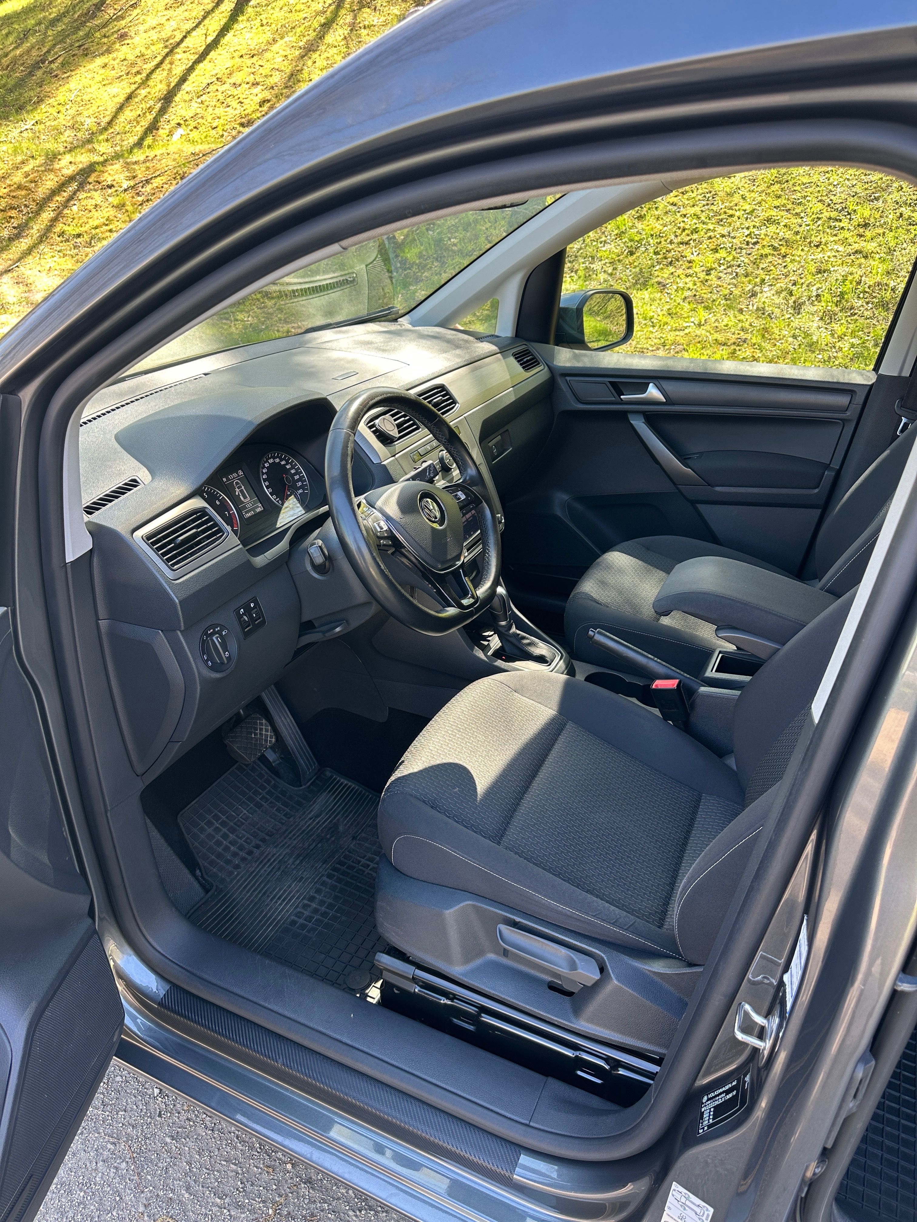 Volkswagen Caddy, 1.4 TSI, 96 kW, Tažné,Top Stav - fotka 6