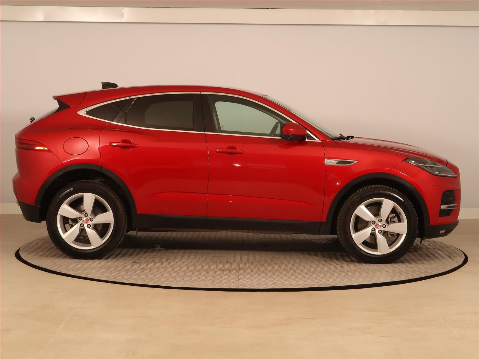 Jaguar E-Pace, D165 AWD, 4X4, Automat, ČR - fotka 6