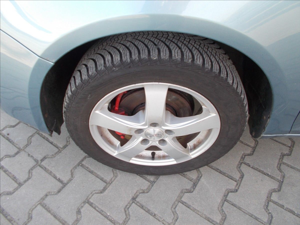 Škoda Roomster, 1,4 16V COC list NOVÁ STK PANO - fotka 5