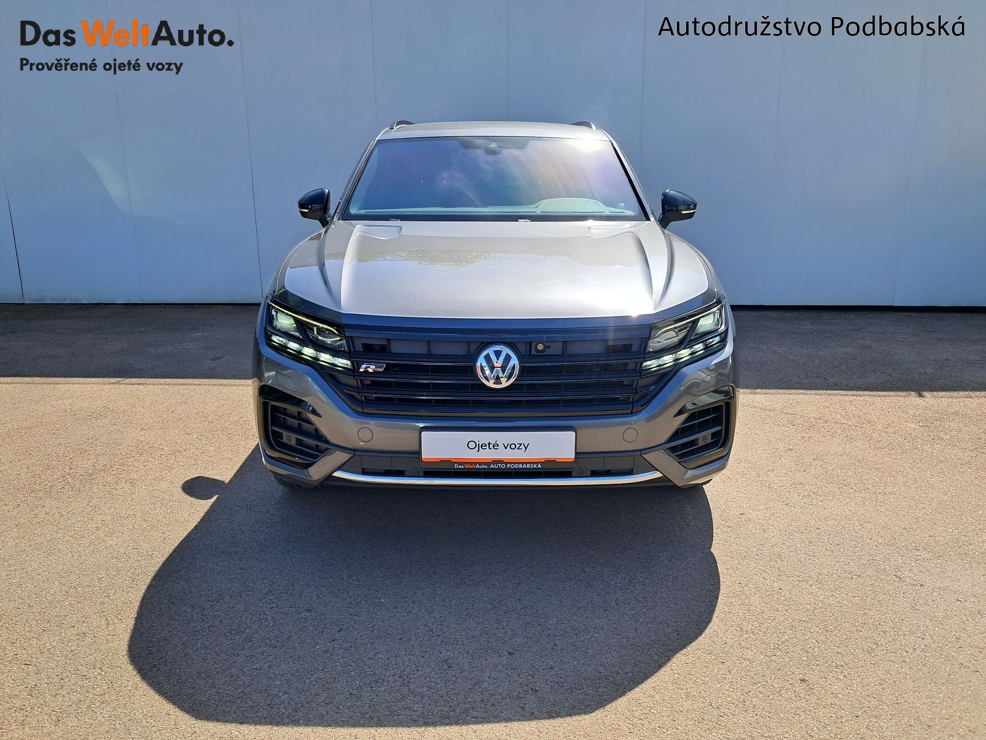 Volkswagen Touareg, VW TOUAREG R-Line V6 3.0 TDI / - fotka 4