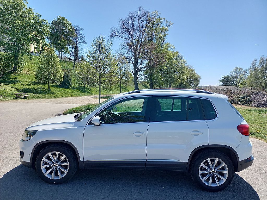 Volkswagen Tiguan, 2.0TDI SPORT klima navi servis - fotka 5