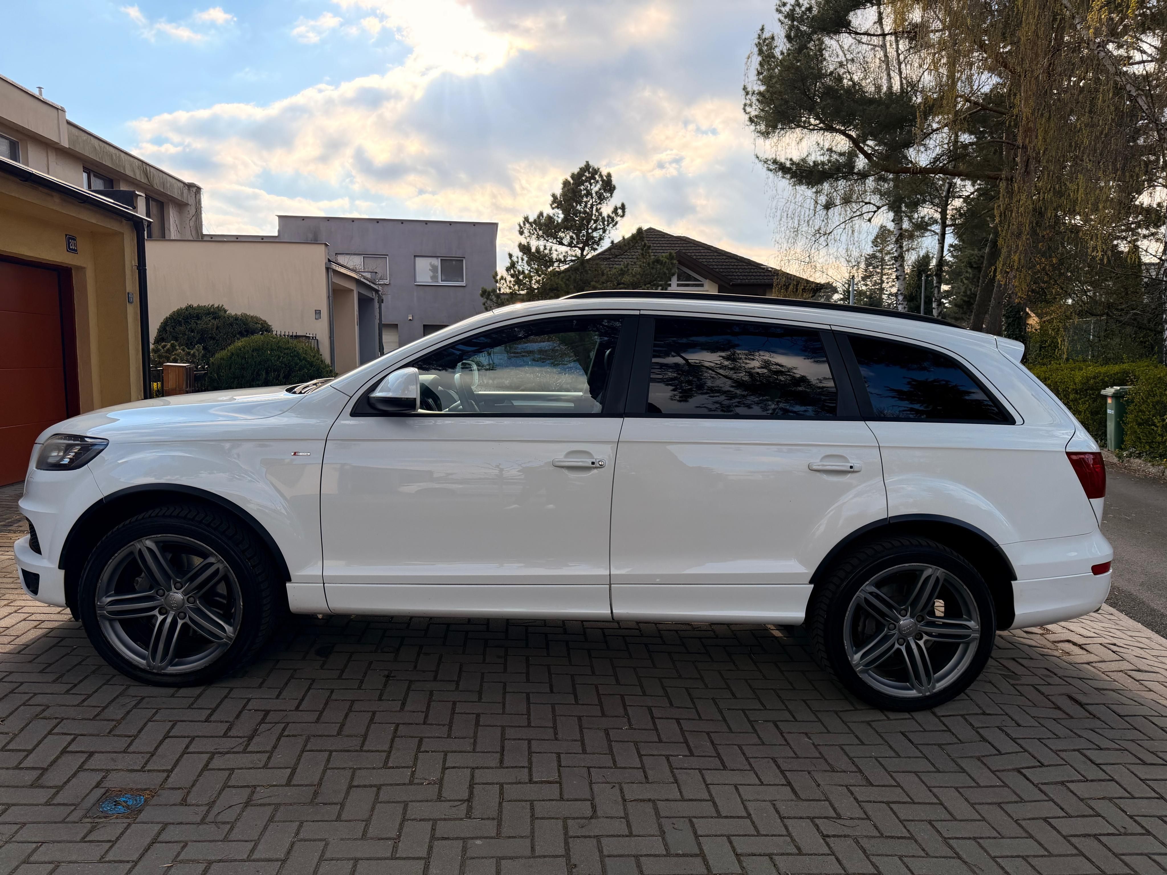 Audi Q7, Audi Q7 3.0 TDI 180 kW 4x4 - fotka 6
