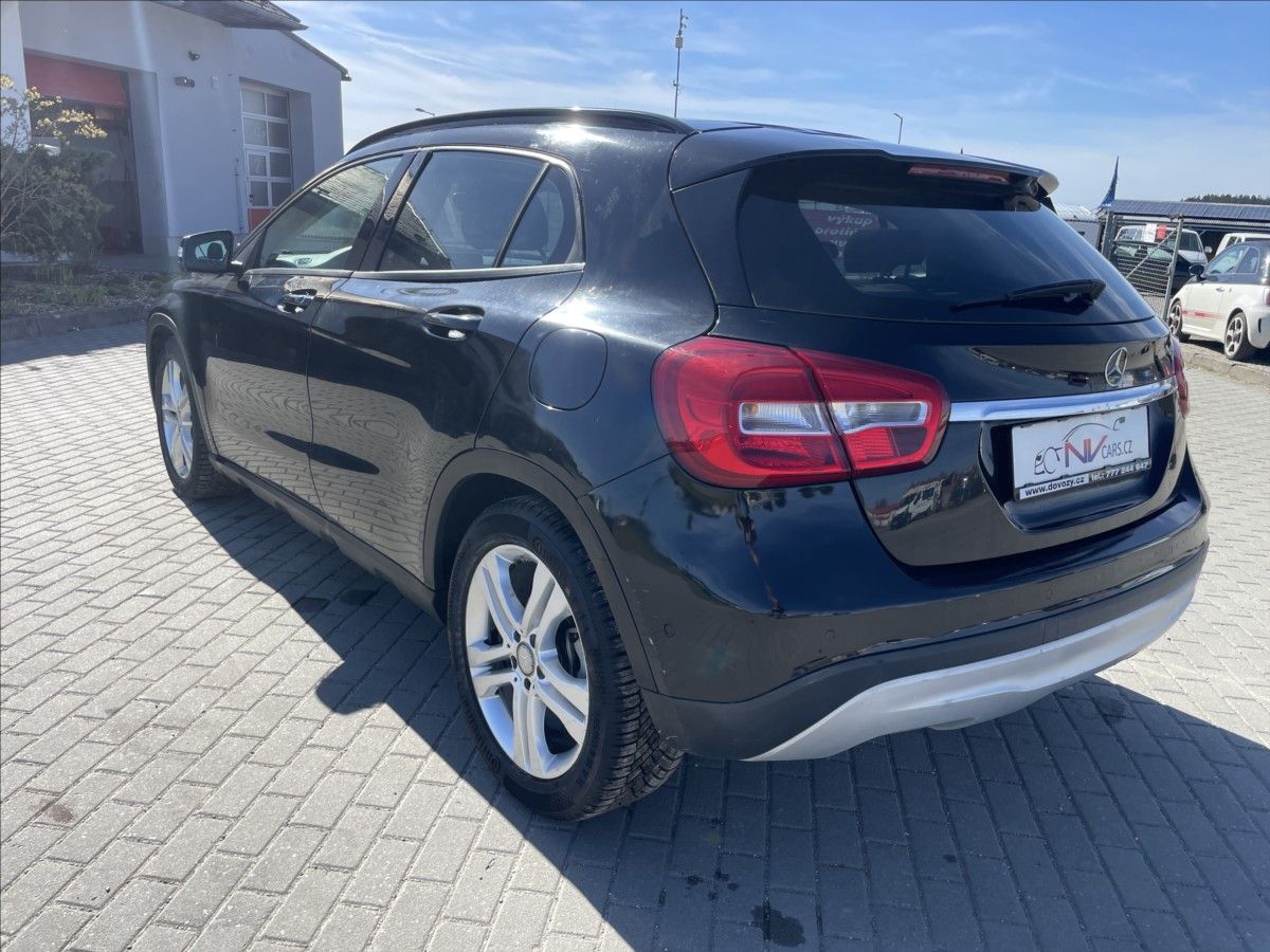 Mercedes-Benz GLA, 2,2 CDi 100kw bez koroze - fotka 3