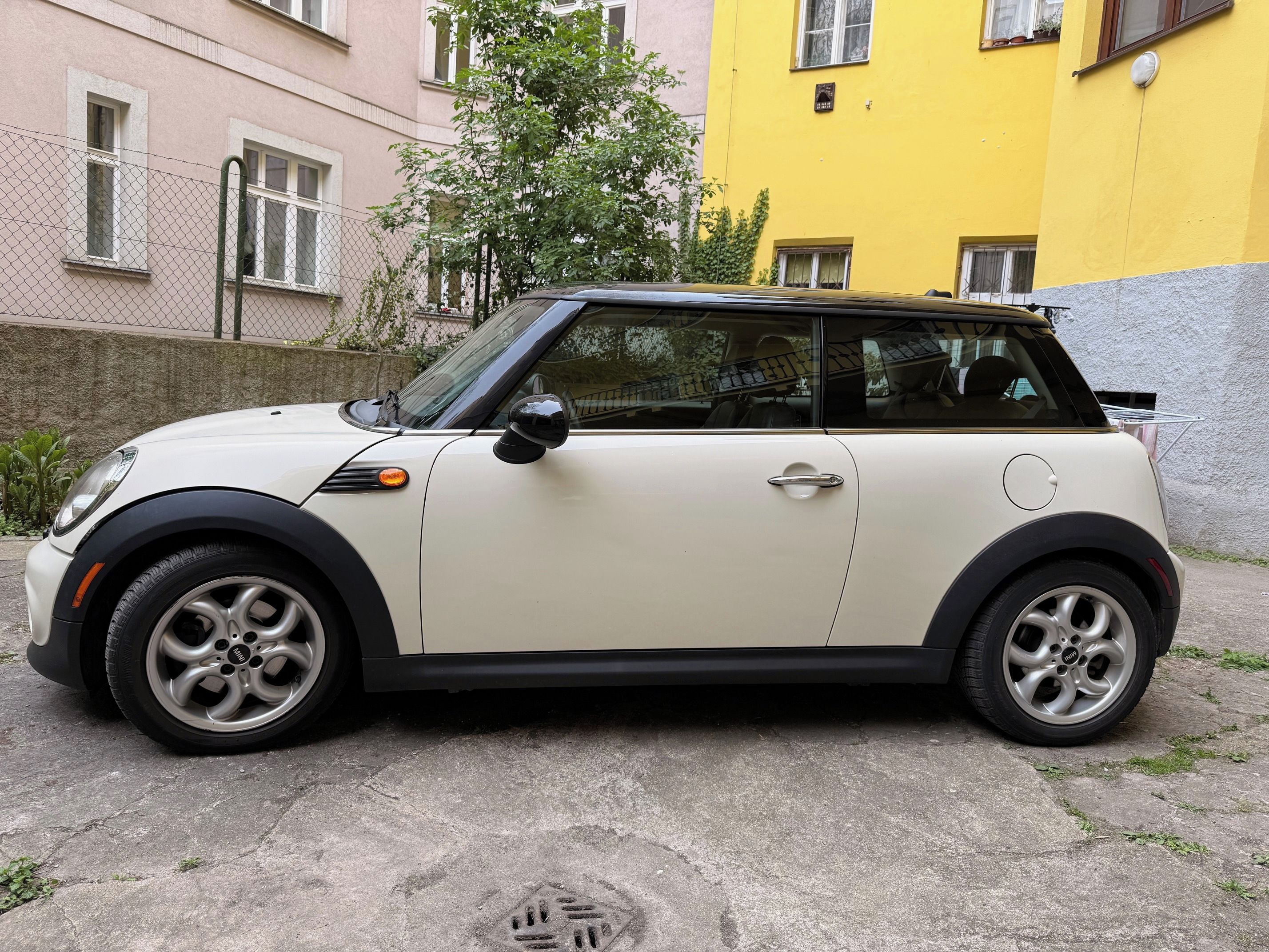 Mini Cooper, 1.6 BA, automat, 88 kW - fotka 2