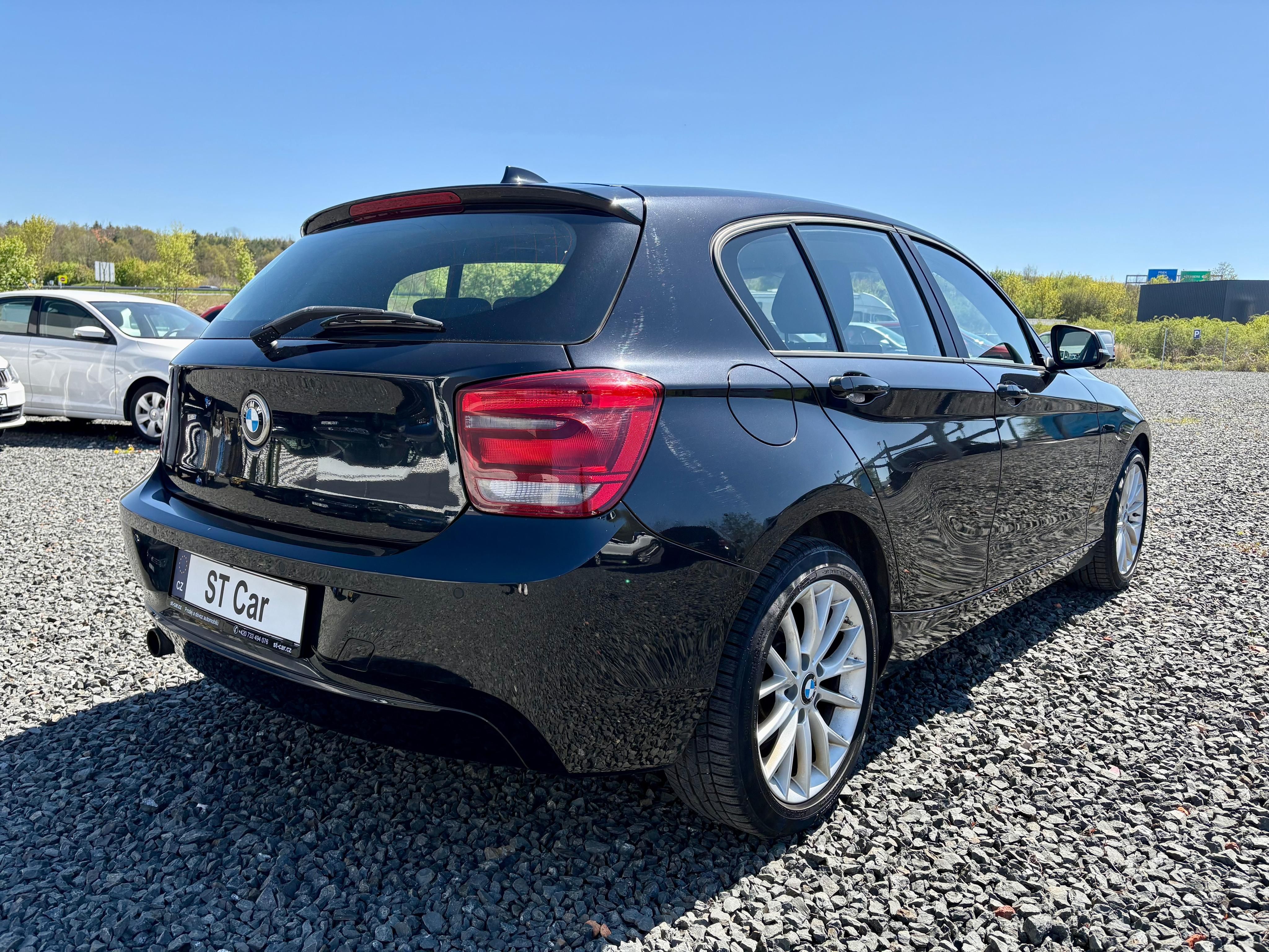 BMW Řada 1, 116i 100kw - fotka 6