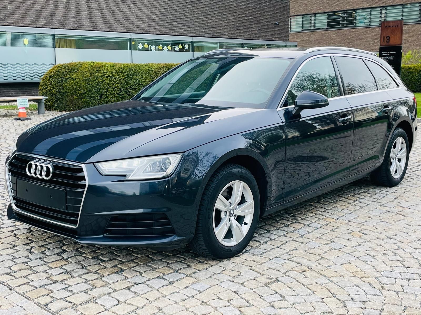 Audi A4 Avant, 2.0TD AUT VÝHŘEV SENZORY - fotka 4