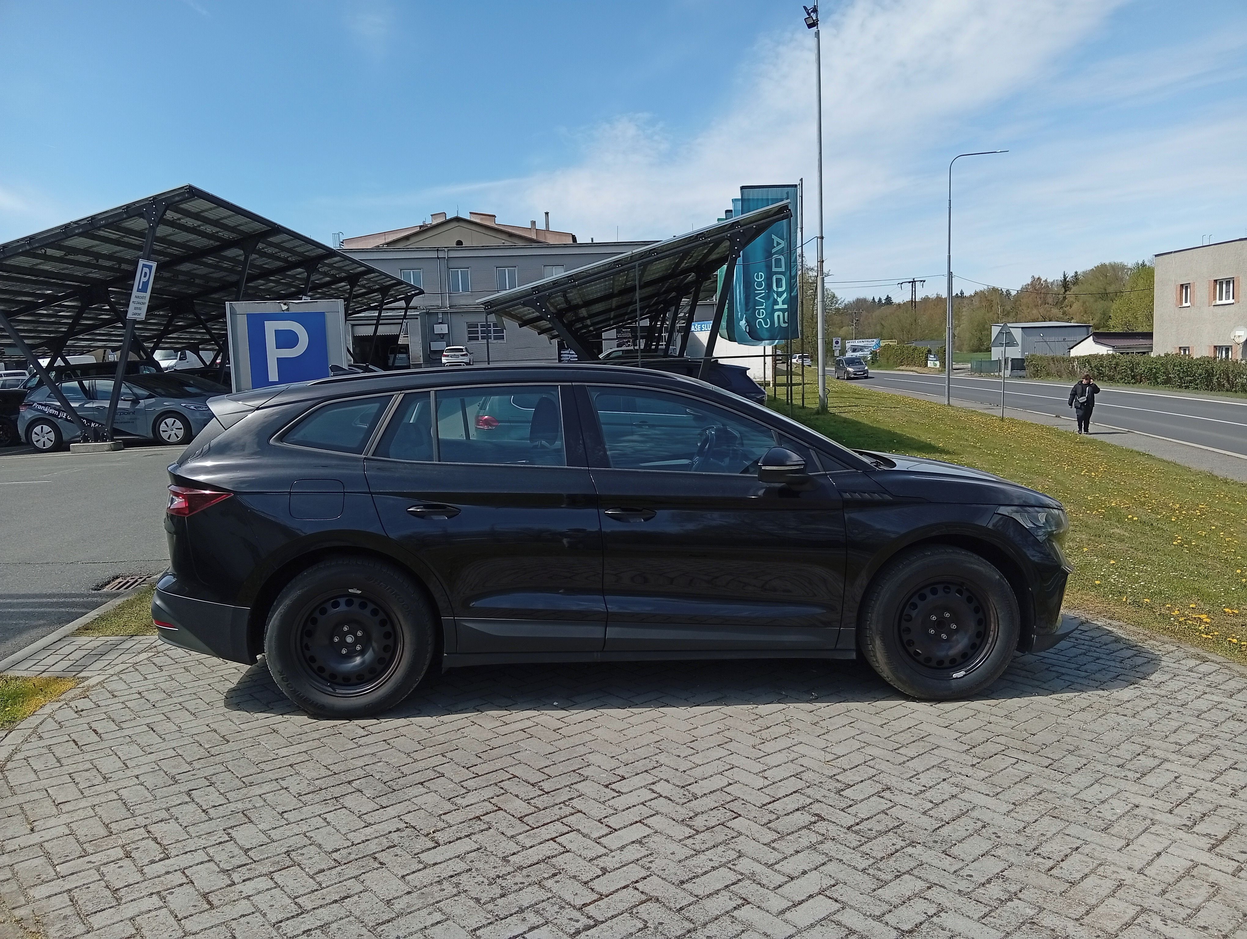 Škoda Enyaq iV, 109 KW,55 kwh - fotka 4
