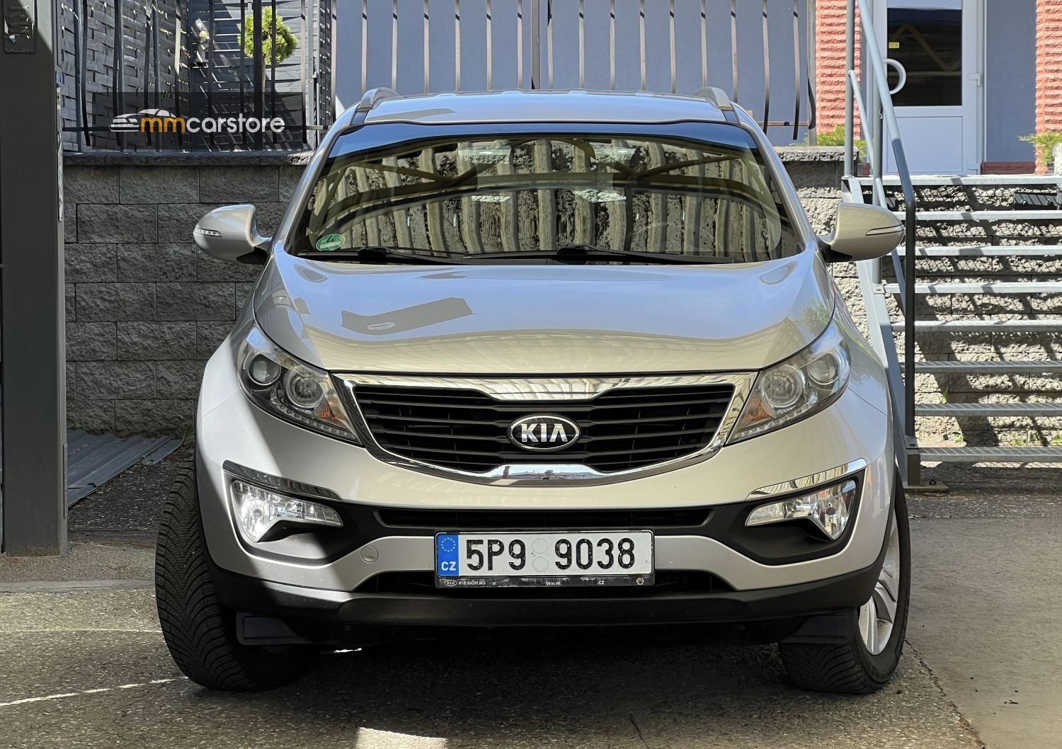 Kia Sportage, 1.6 GDI, TAŽNÉ, SENZORY - fotka 2