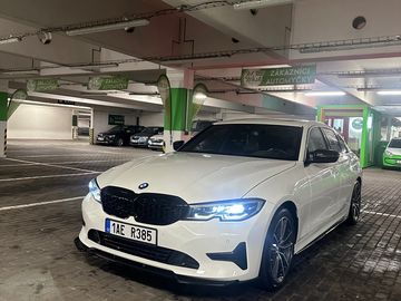 Bmw 330i , 190 kW , M sport
