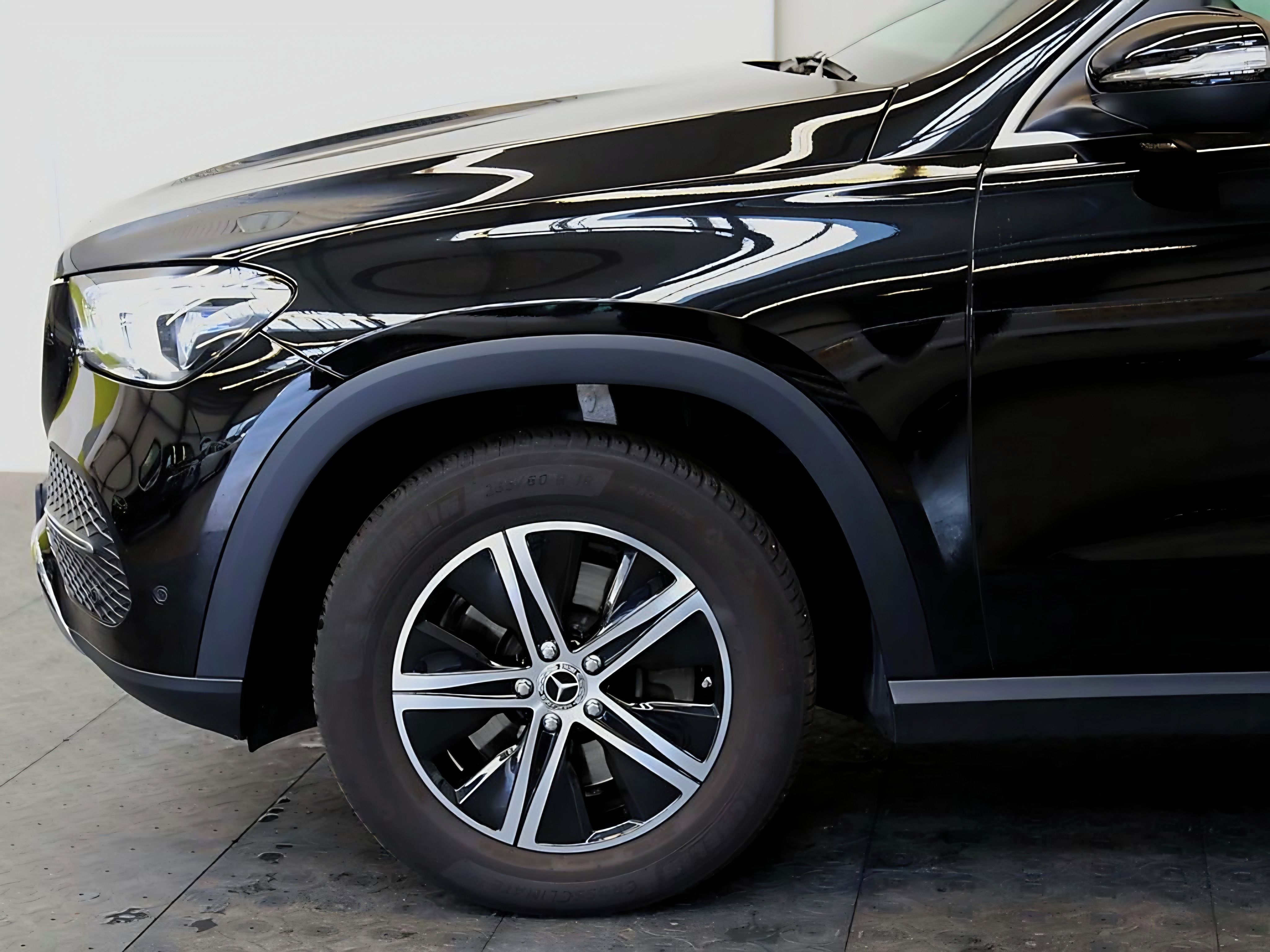Mercedes-Benz GLE, 300d 4M AMG PANO TAŽNÉ ZÁRUKA - fotka 6