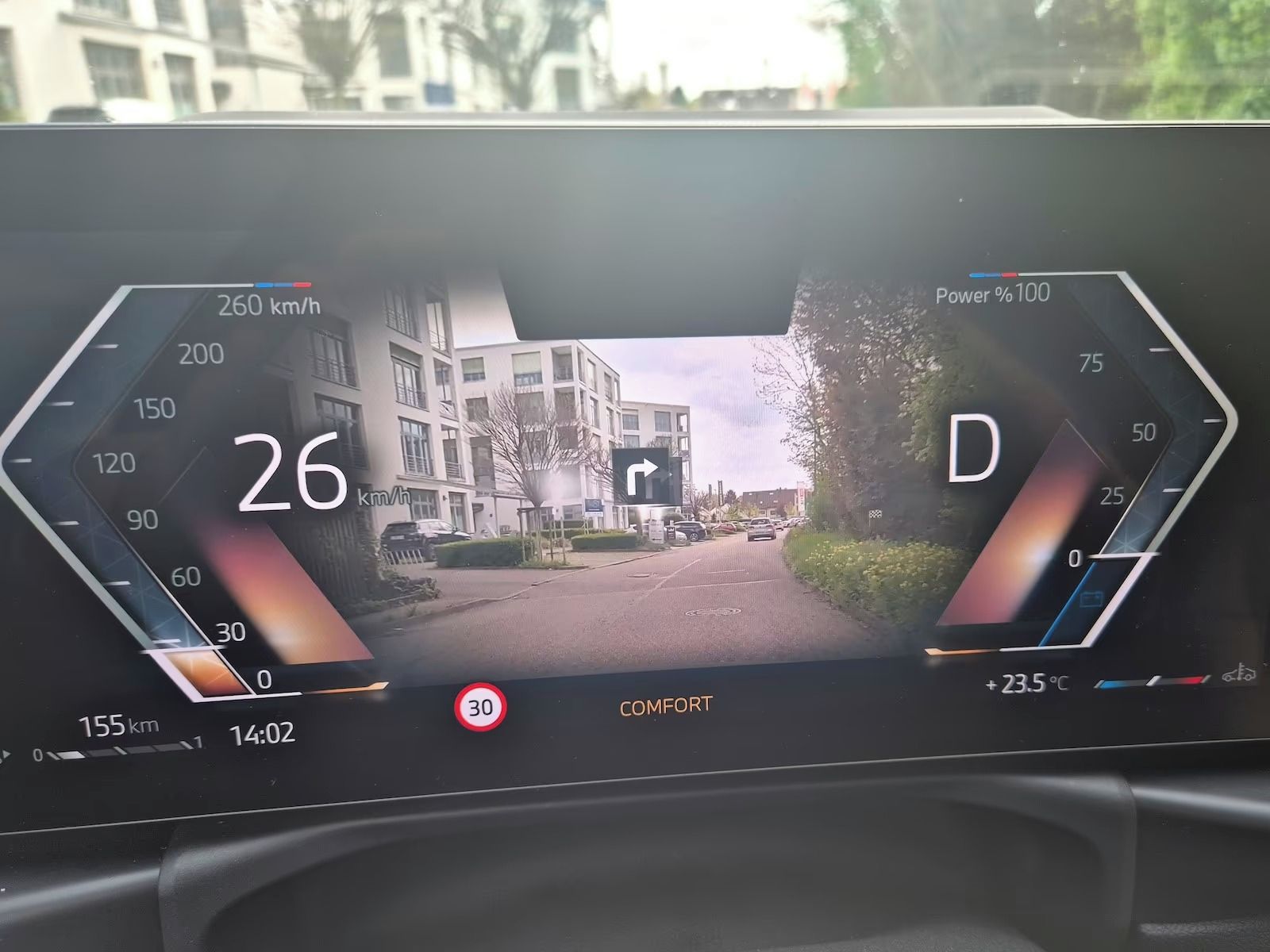 BMW Řada 3, 320i Touring M Sport*360°Navi* - fotka 6