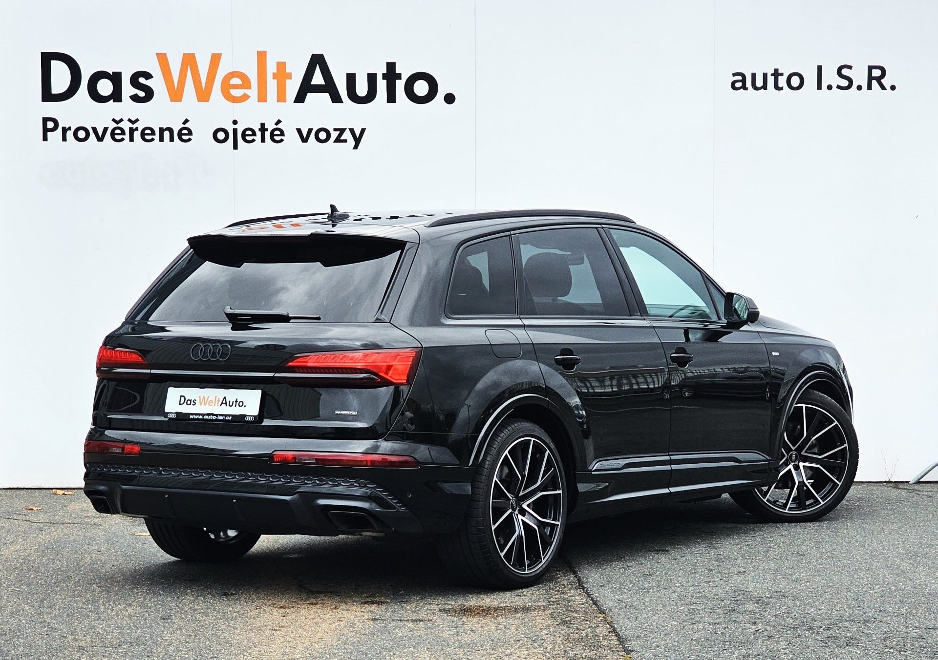 Audi Q7, S-LINE 50 TDI 210 kW Quattro 7 - fotka 2
