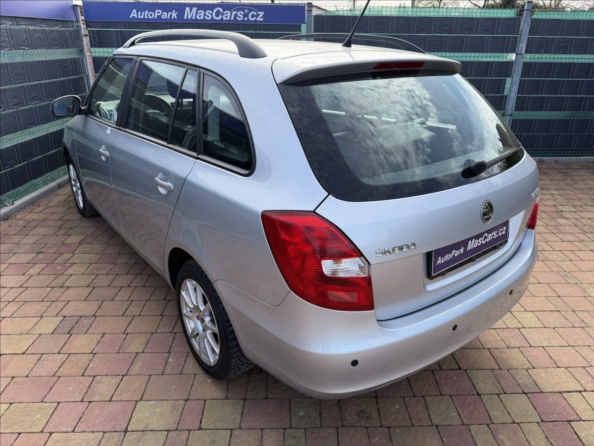 Škoda Fabia, II 1.2 TSI Ambition - fotka 6