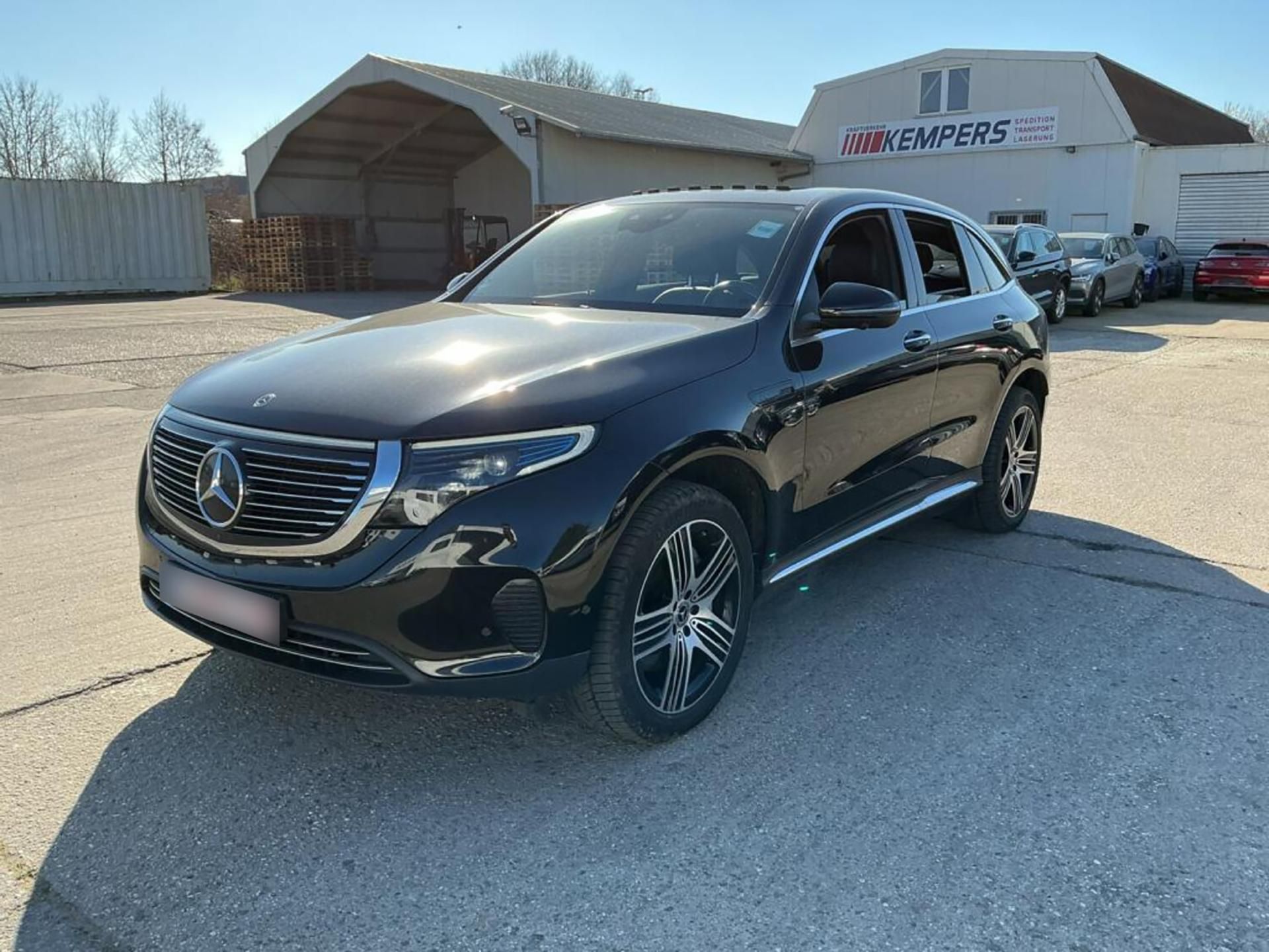 Mercedes-Benz EQC, 400 4MATIC - fotka 2