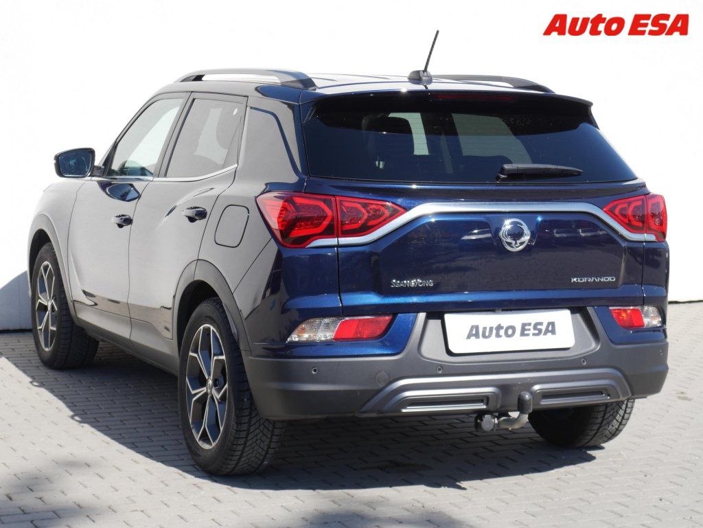 SsangYong Korando, 1.5T-GDi,1.maj,ČR,Automat - fotka 6