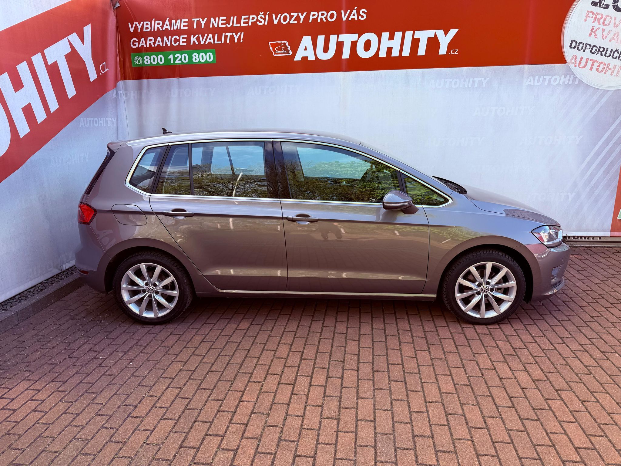 Volkswagen Golf Sportsvan, 1.4 TSi Highline DSG, Serviska - fotka 6