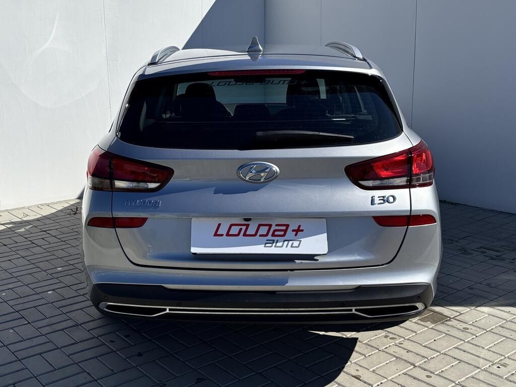 Hyundai i30, Comfort 1.0 T-GDI 88 kW - fotka 6