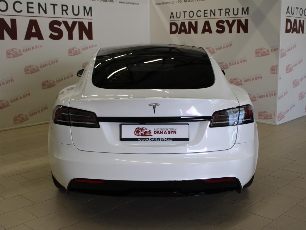 Tesla Model S, Long Range ZÁNOVNÍ! - fotka 5