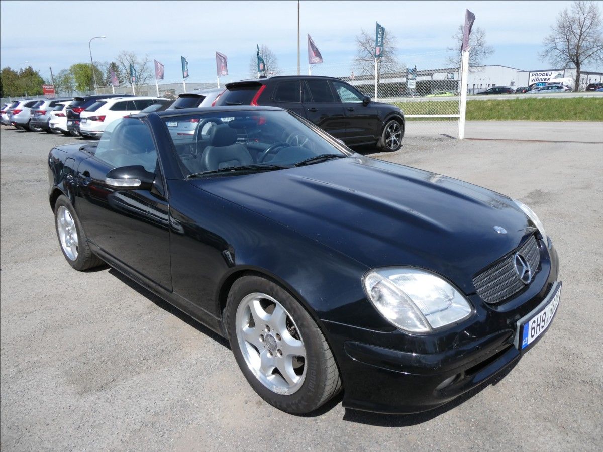 Mercedes-Benz SLK, 2,3 i 145kW klima, kůže