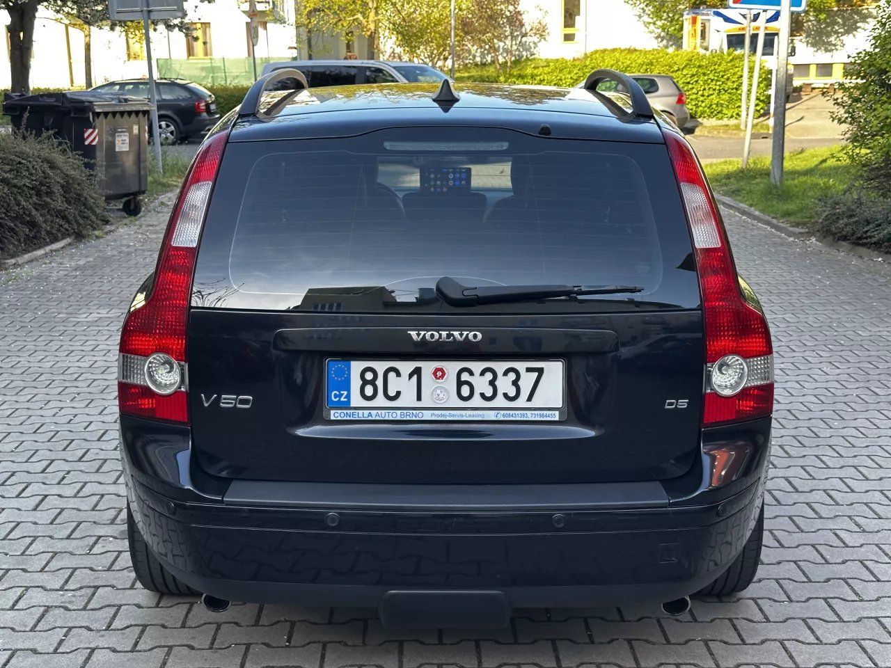 Volvo V50, D5 2.4 D 132kW Kůže Navi Xenon - fotka 5