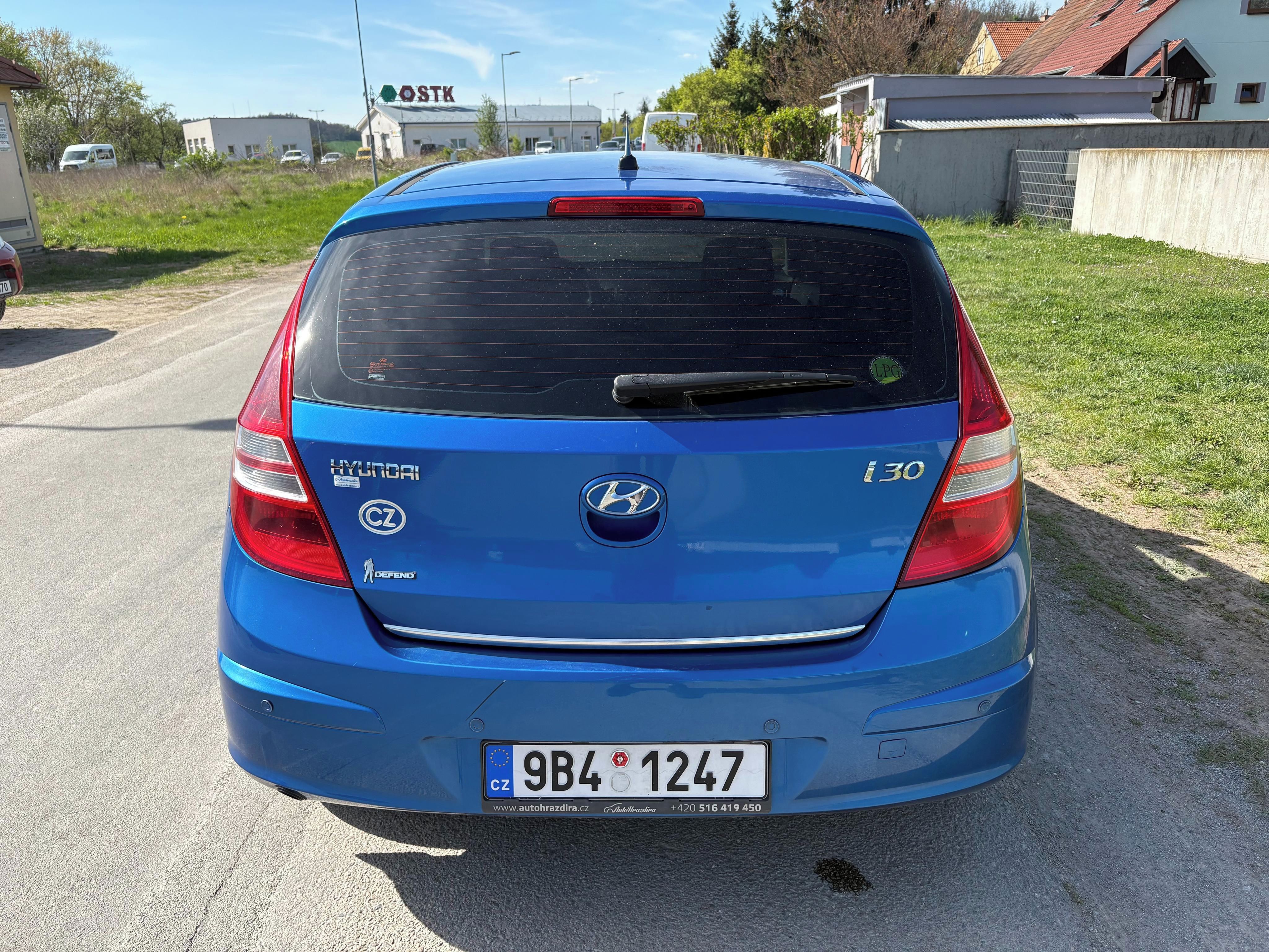 Hyundai i30, 1.4i - 80kW Nová STK ČR - fotka 5