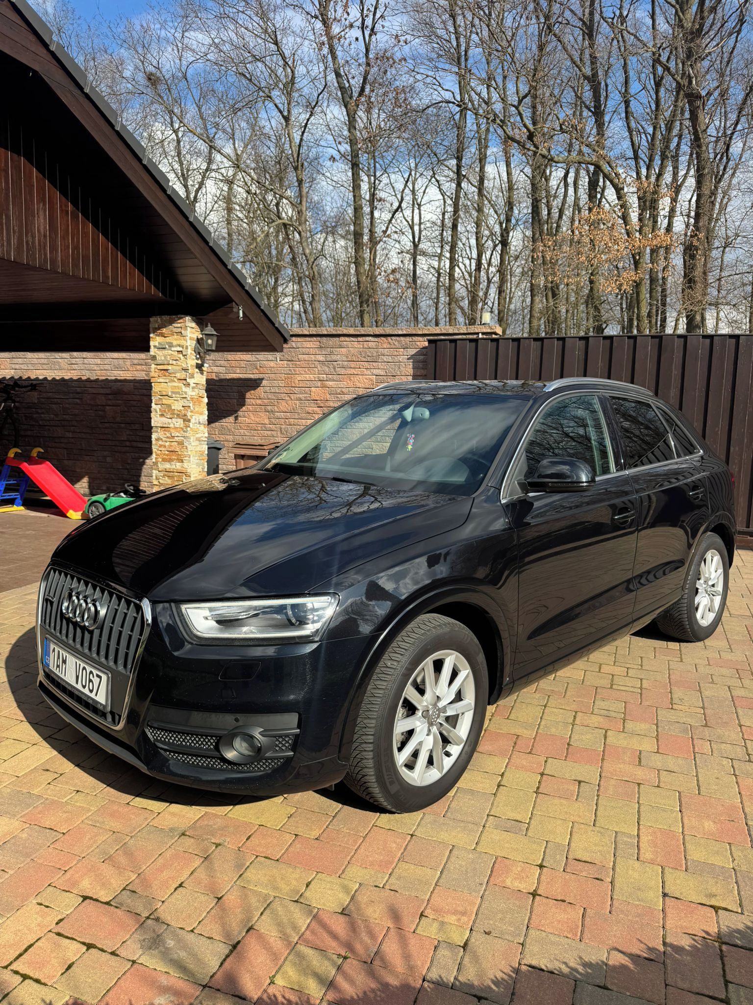 Audi Q3, Audi Q3 2.0 TDI quattro - fotka 2