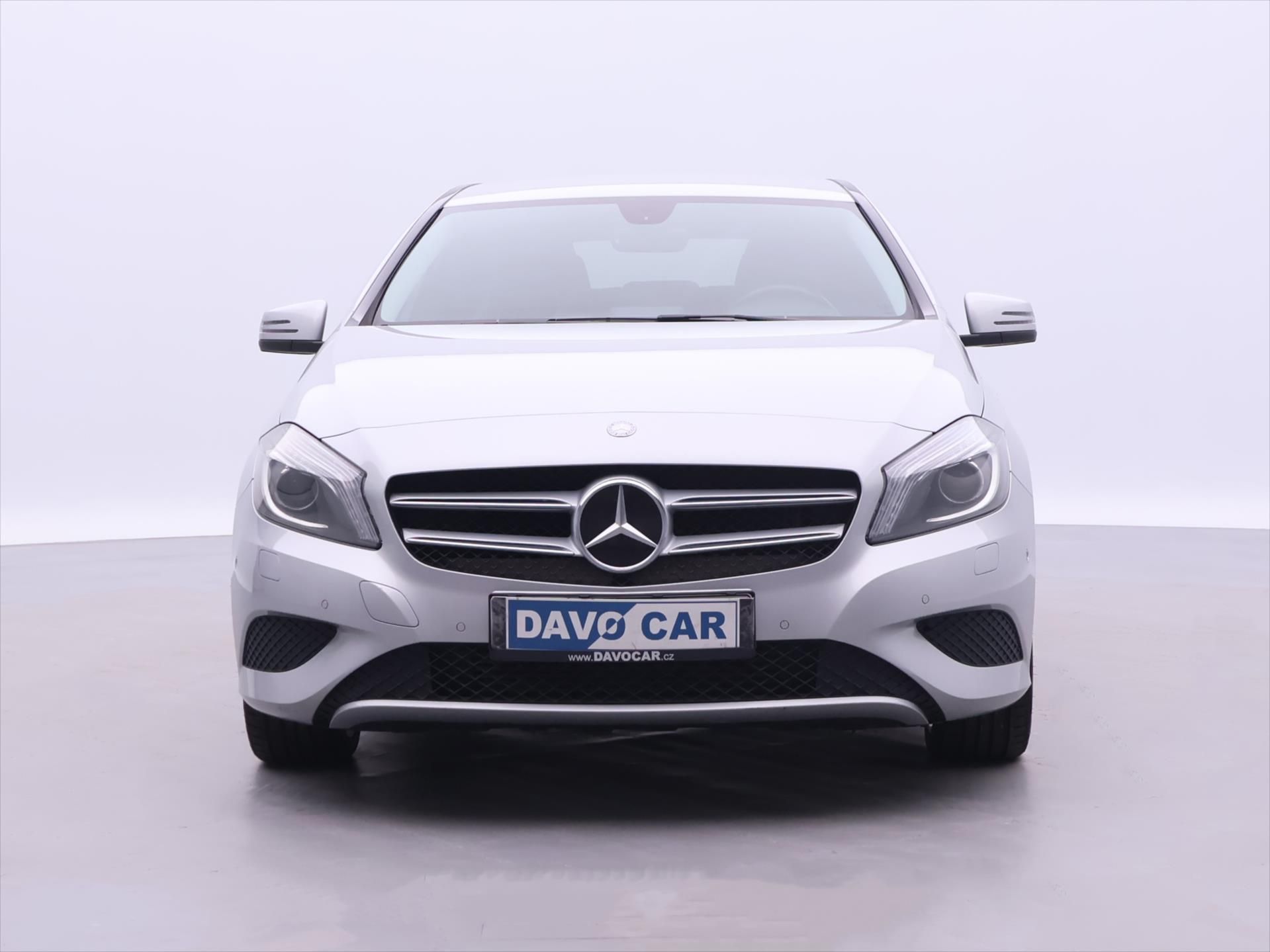 Mercedes-Benz Třídy A, 1,6 180i 90kW CZ Sport Xenon - fotka 2