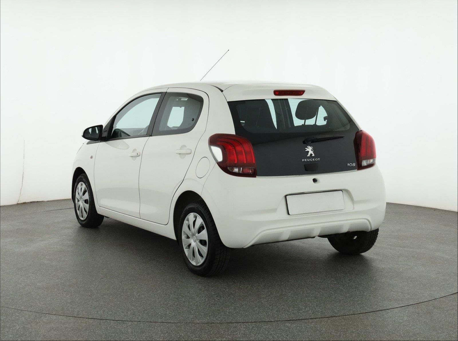 Peugeot 108, 1.0, ČR,1.maj, Serv.kniha - fotka 4
