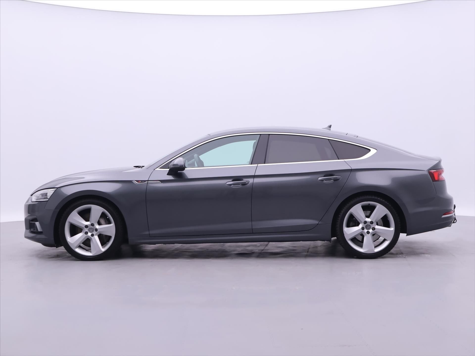 Audi A5, 3.0 TDI 210kW quattro DPH CZ - fotka 4