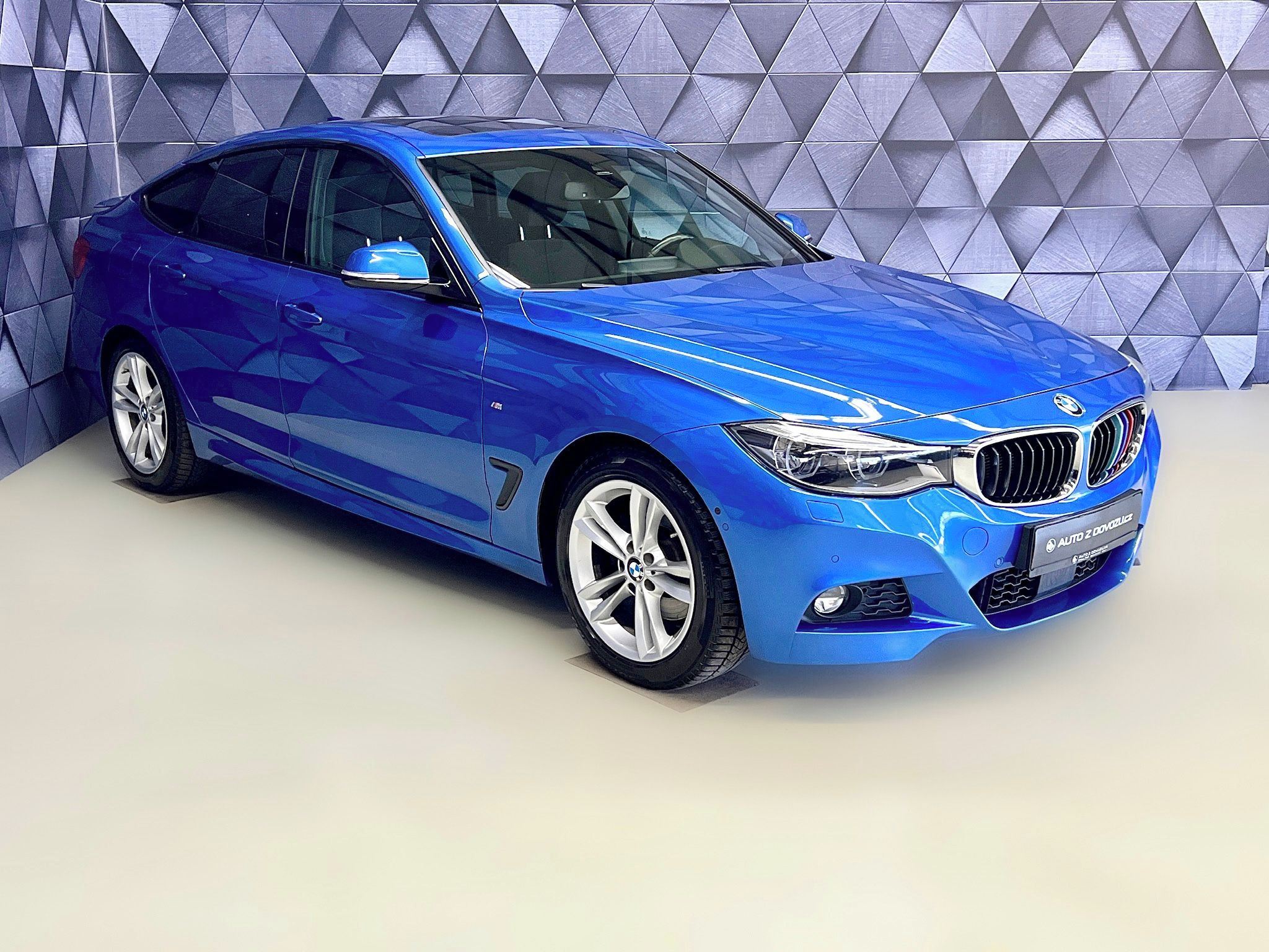BMW Řada 3, xDrive M-SPORT, H&K, PANORAMA, - fotka 4