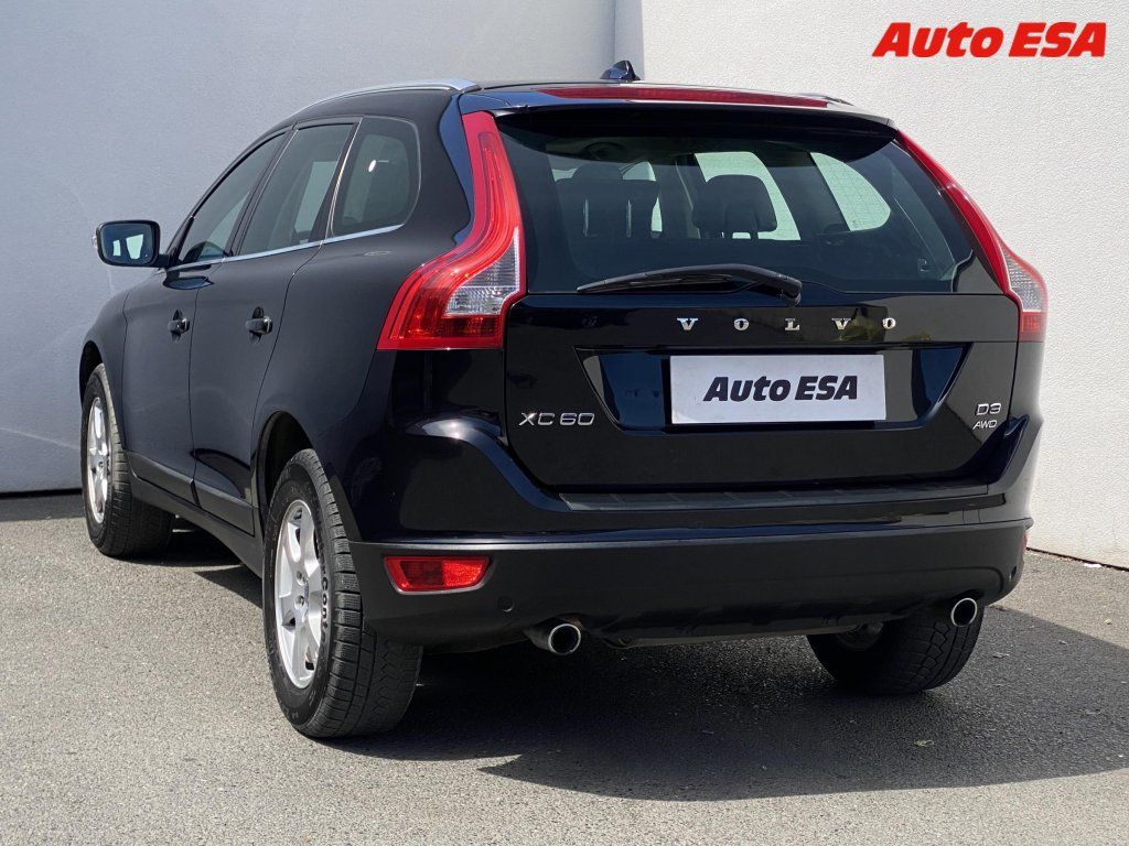 Volvo XC60, 2.4 D3,Summum,AT - fotka 6