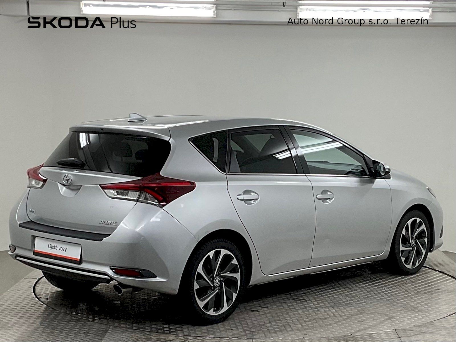 Toyota Auris, 1.6 D-4D Stop & Start Active - fotka 2