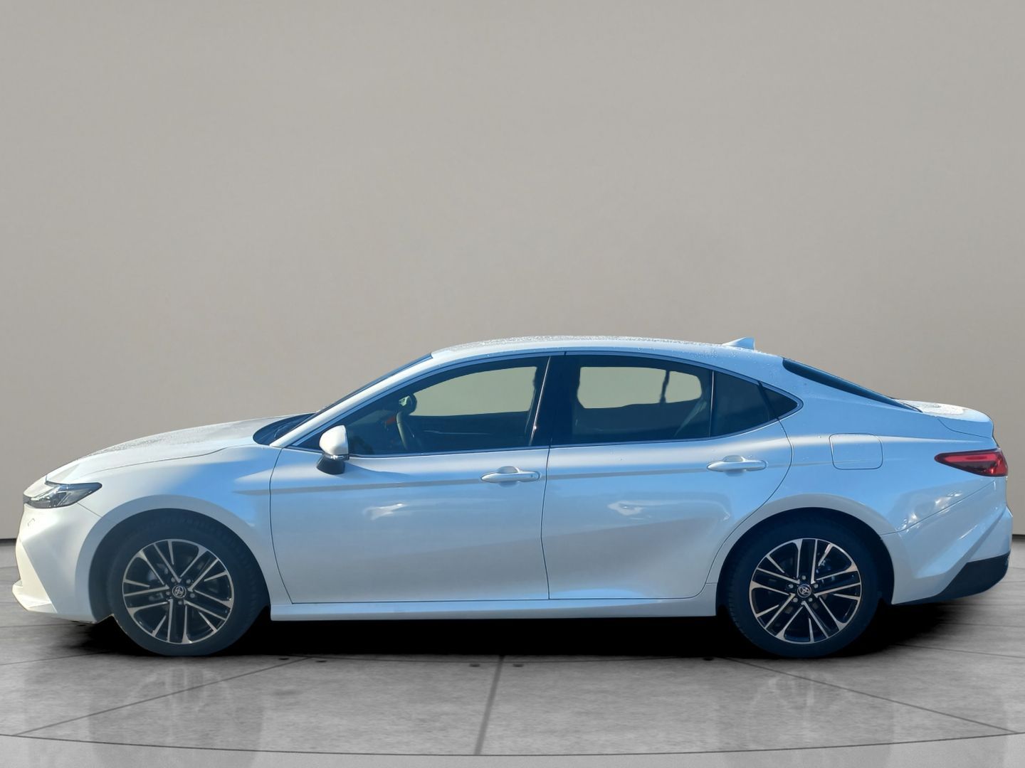 Toyota Camry, Prestige   2,5 HEV - fotka 4