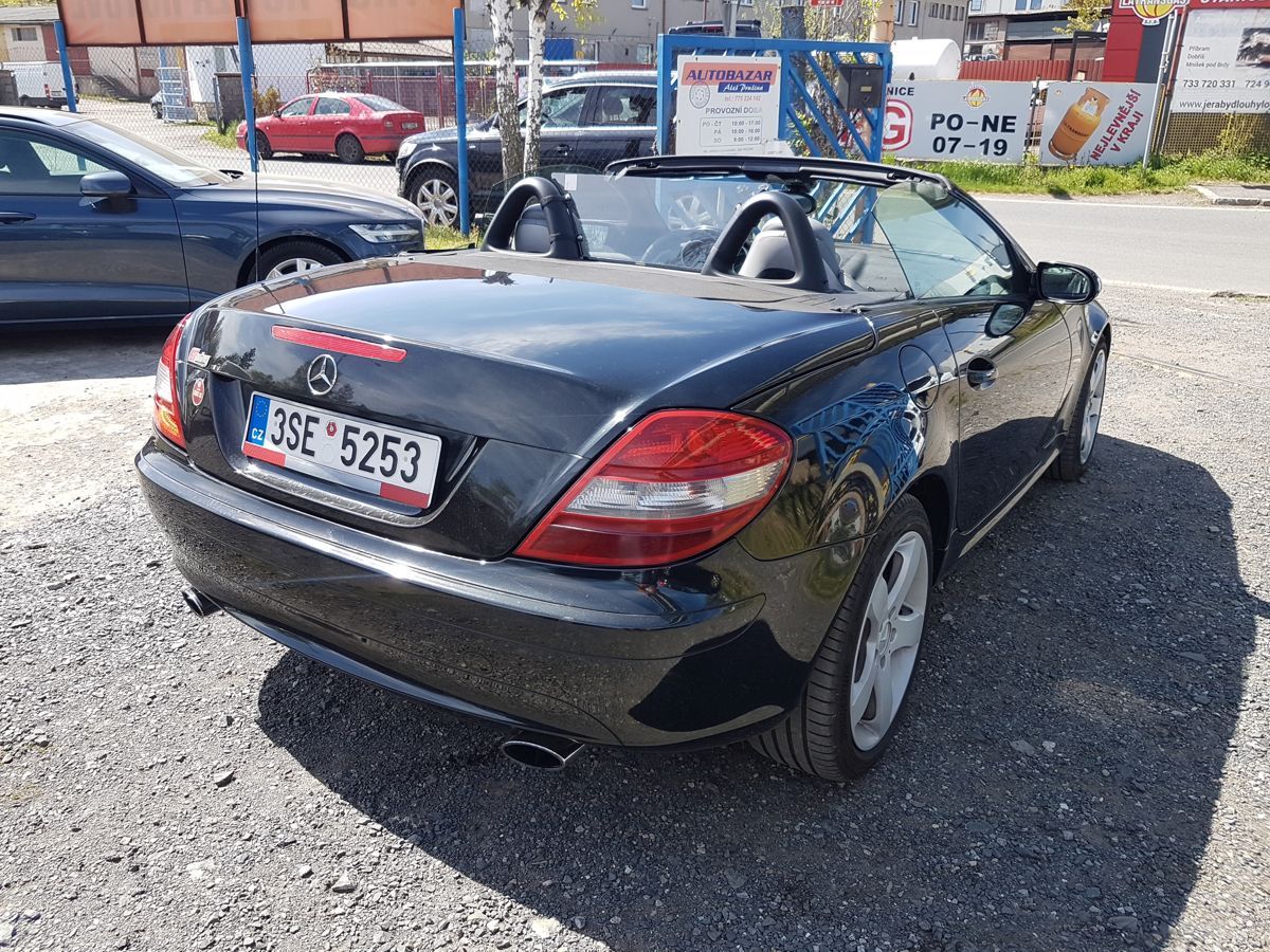 Mercedes-Benz SLK, 200 1.8i 120KW 6RYCHLOSTÍ - fotka 6