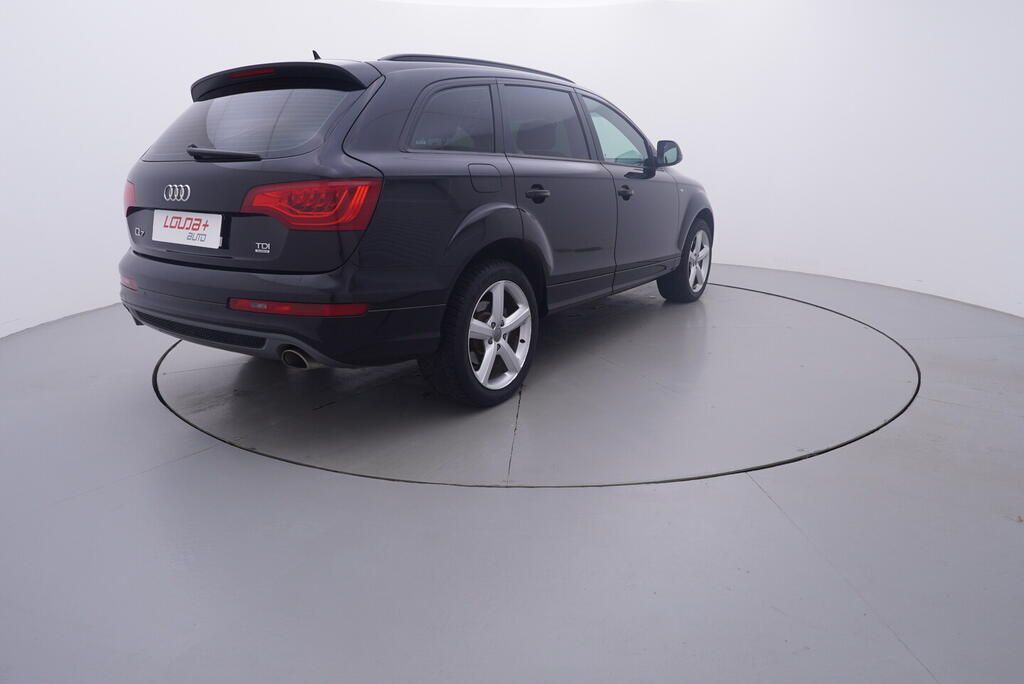 Audi Q7, S-Line 3.0 TDI 150 kW - fotka 5