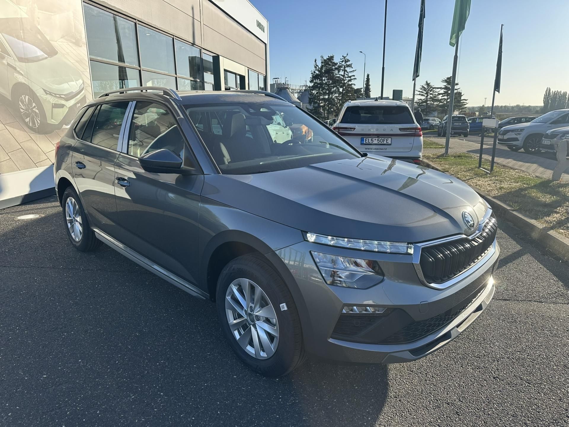 Škoda Kamiq, TOP SELECTION + tažné - fotka 3