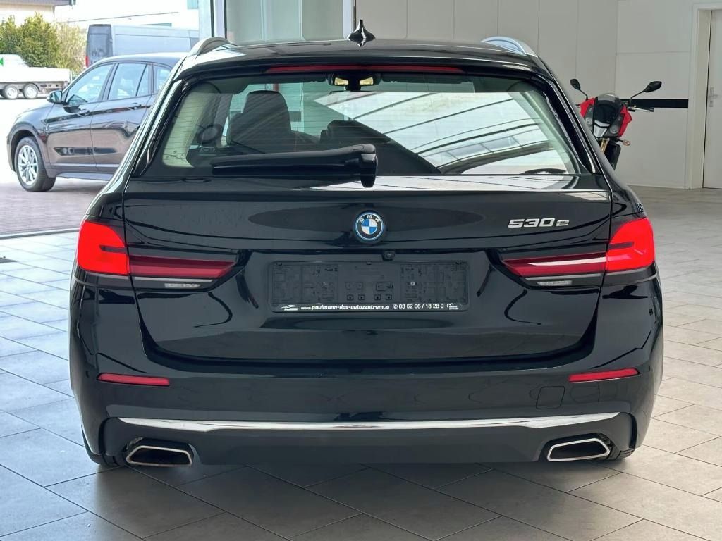 BMW Řada 5, 530 e Touring Aut Luxury Line - fotka 5