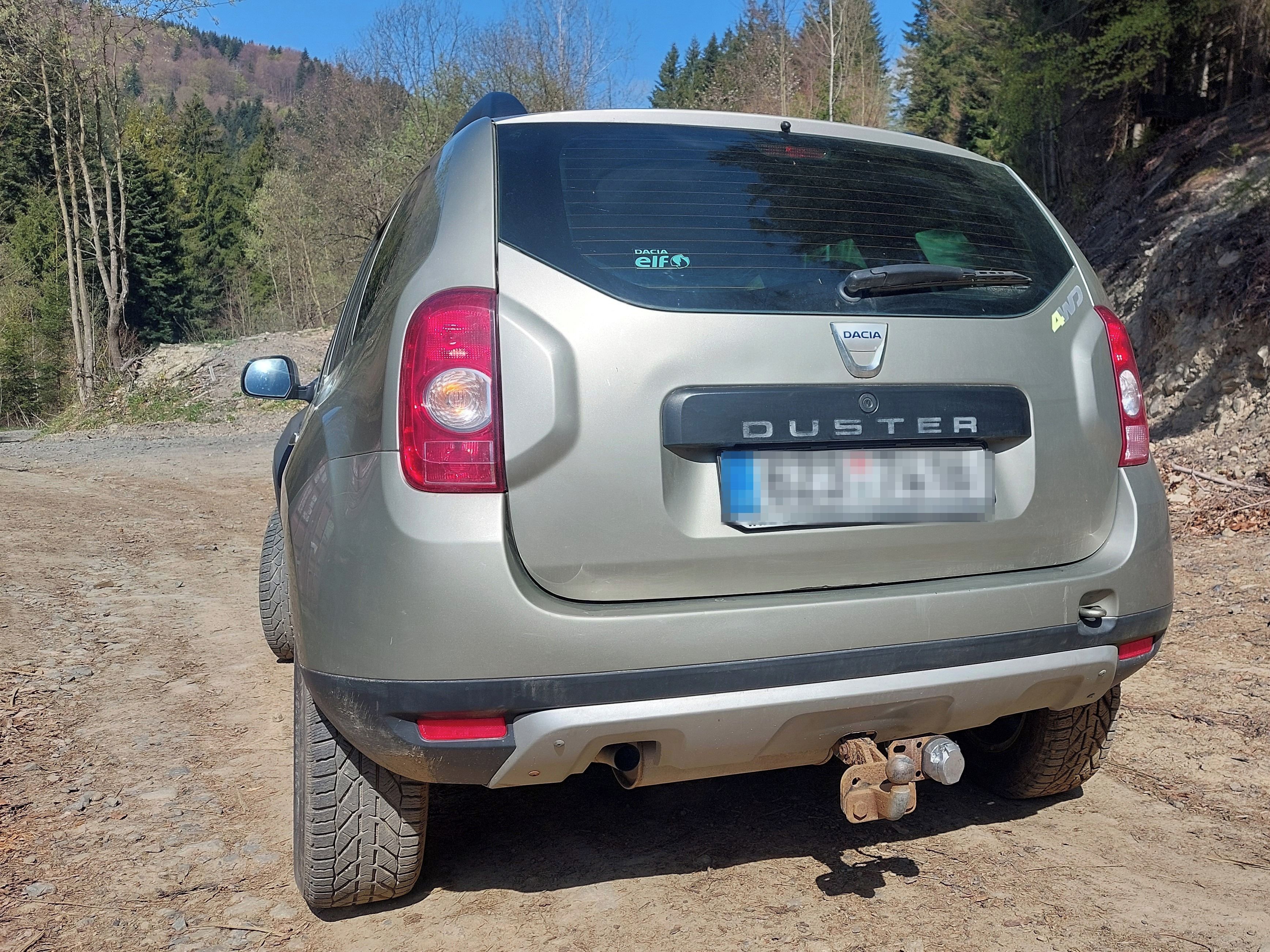 Dacia Duster, Dacia Duster 1.6, 4x4, benzín - fotka 2
