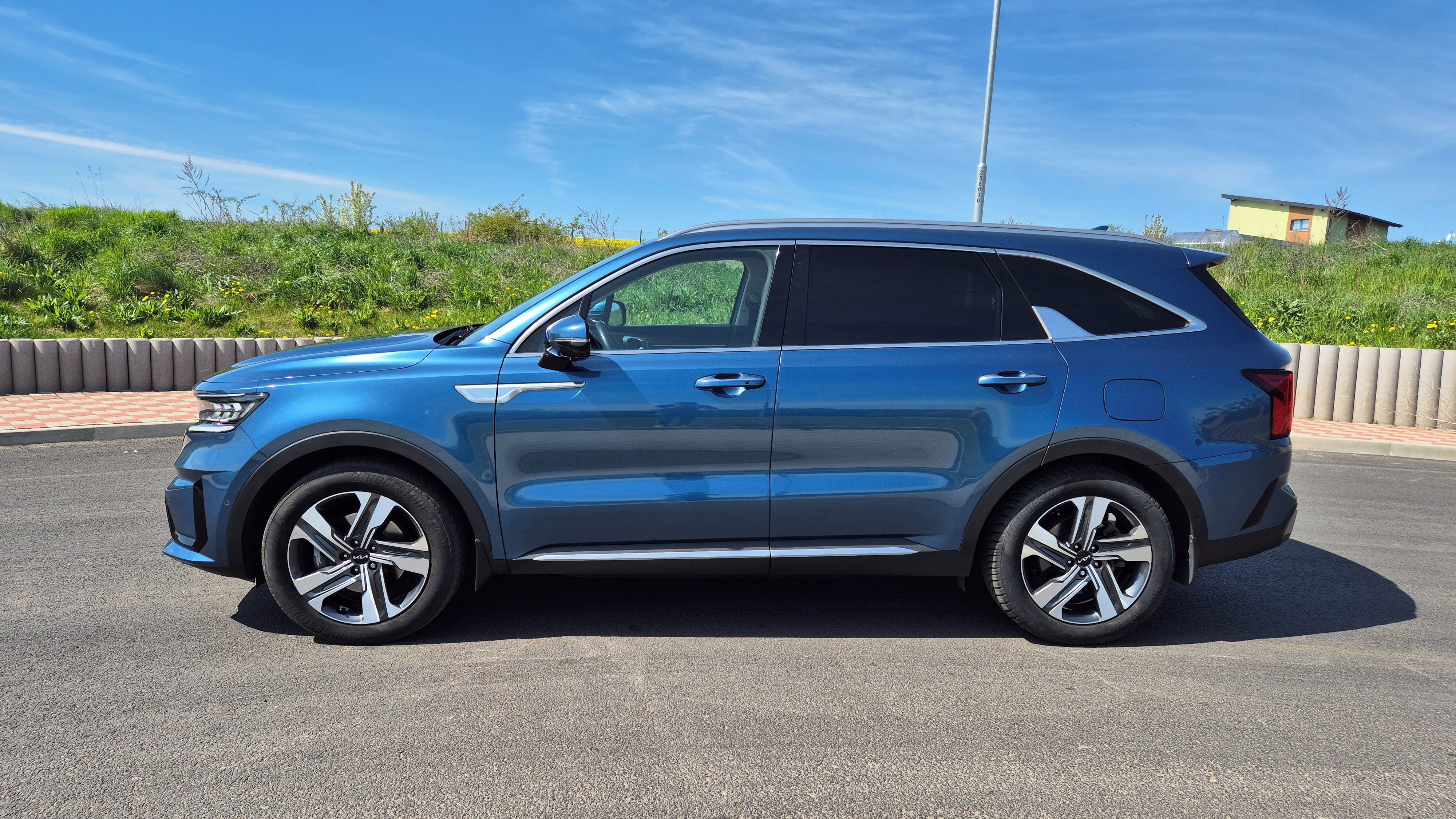 Kia Sorento, 1,6 HEV AWD, záruka, DPH - fotka 4