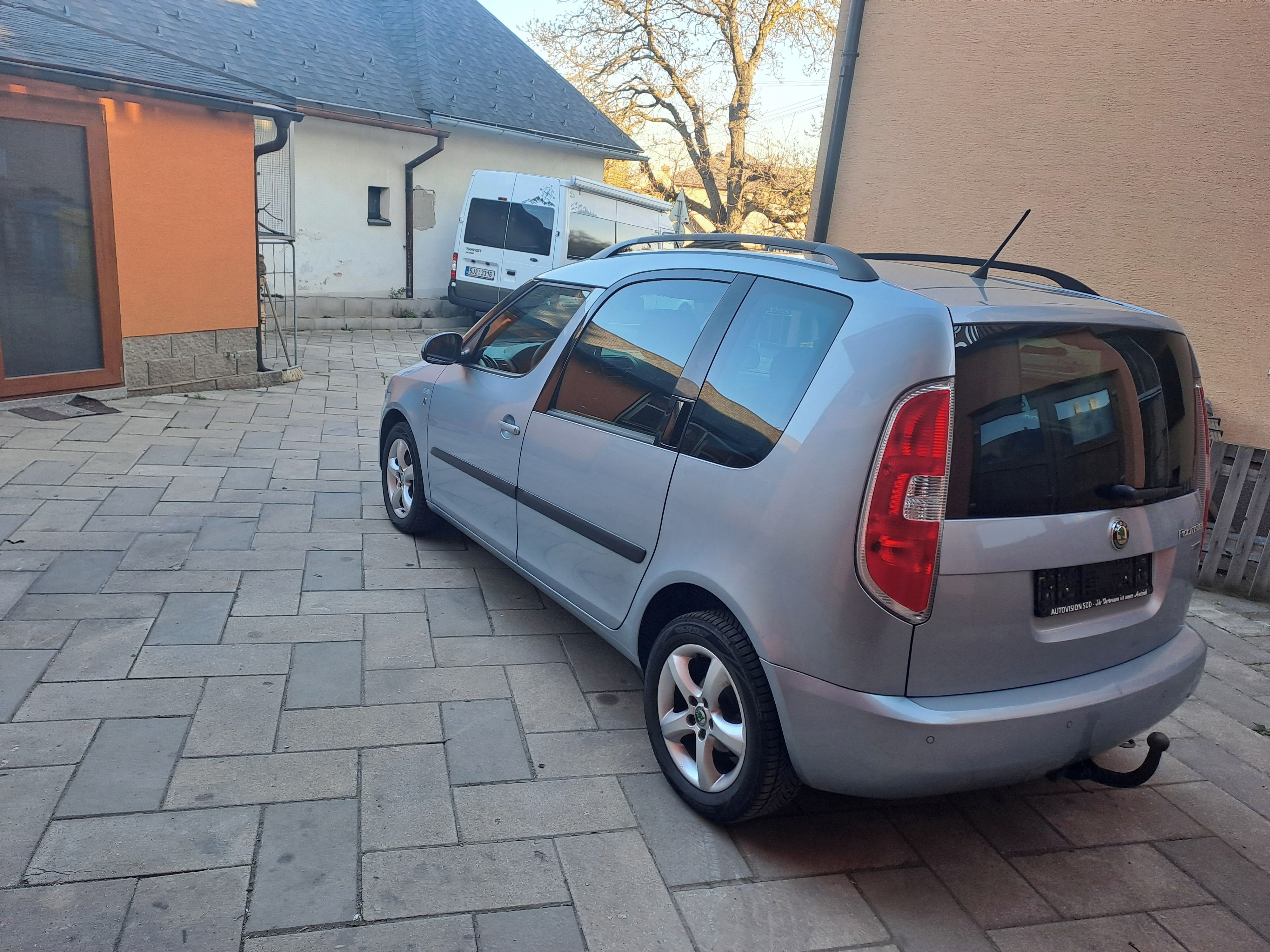 Škoda Roomster, 1,2TSI 63KW po rozvodech - fotka 3