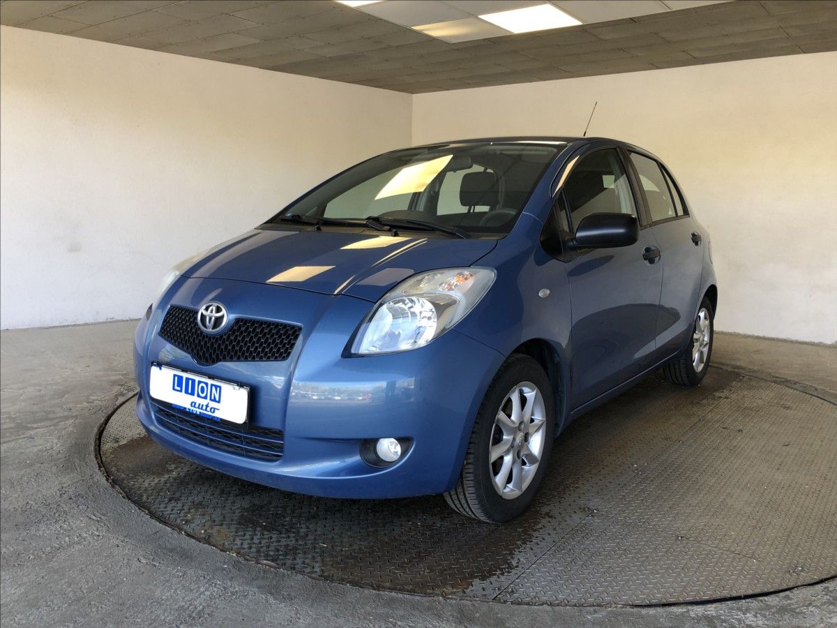 Toyota Yaris, 1,3 VVT-i - fotka 3