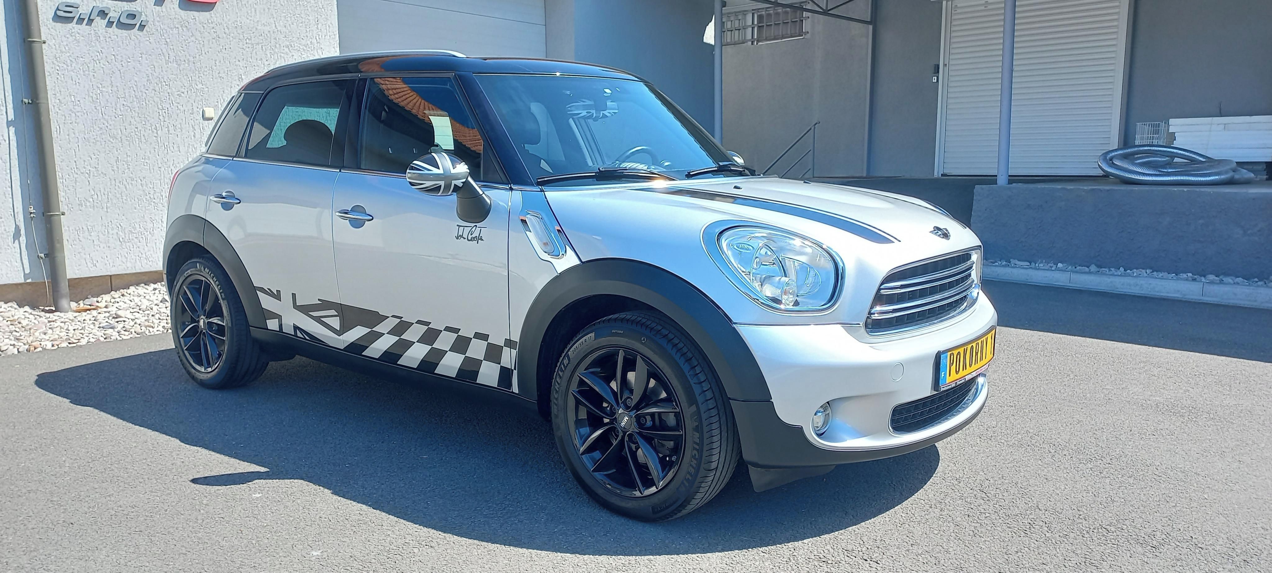 Mini Countryman, 1.6 90 kw John Cooper styling - fotka 3