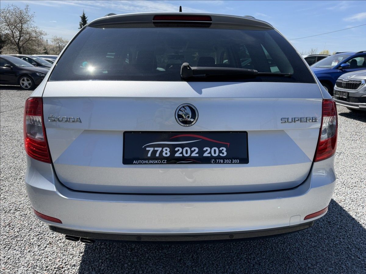 Škoda Superb, 2,0   TDI 103 KW DSG - fotka 6