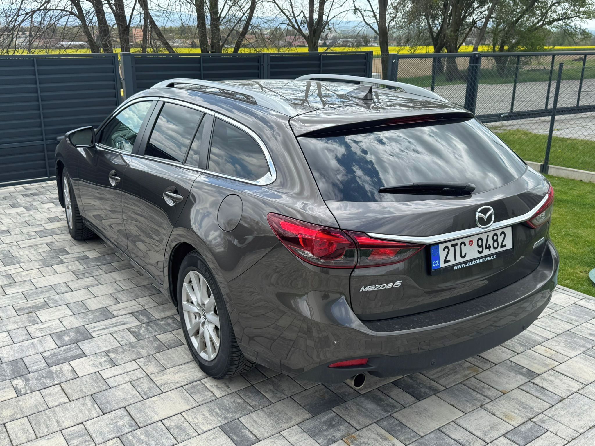Mazda 6 - fotka 3