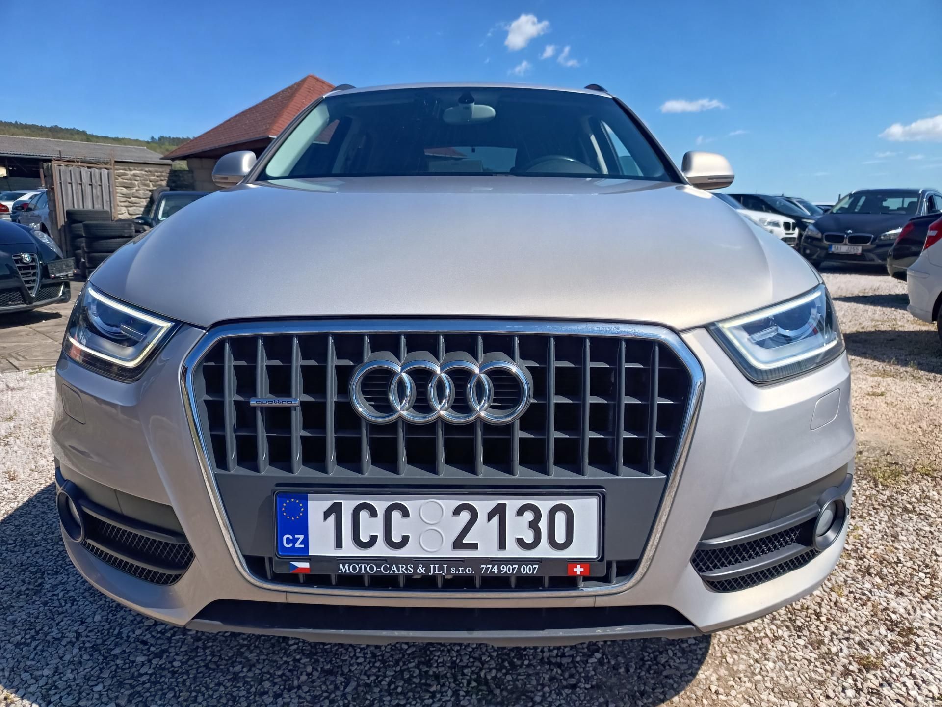 Audi Q3, 2.0 125kw Quatro 88tis KM!! - fotka 2