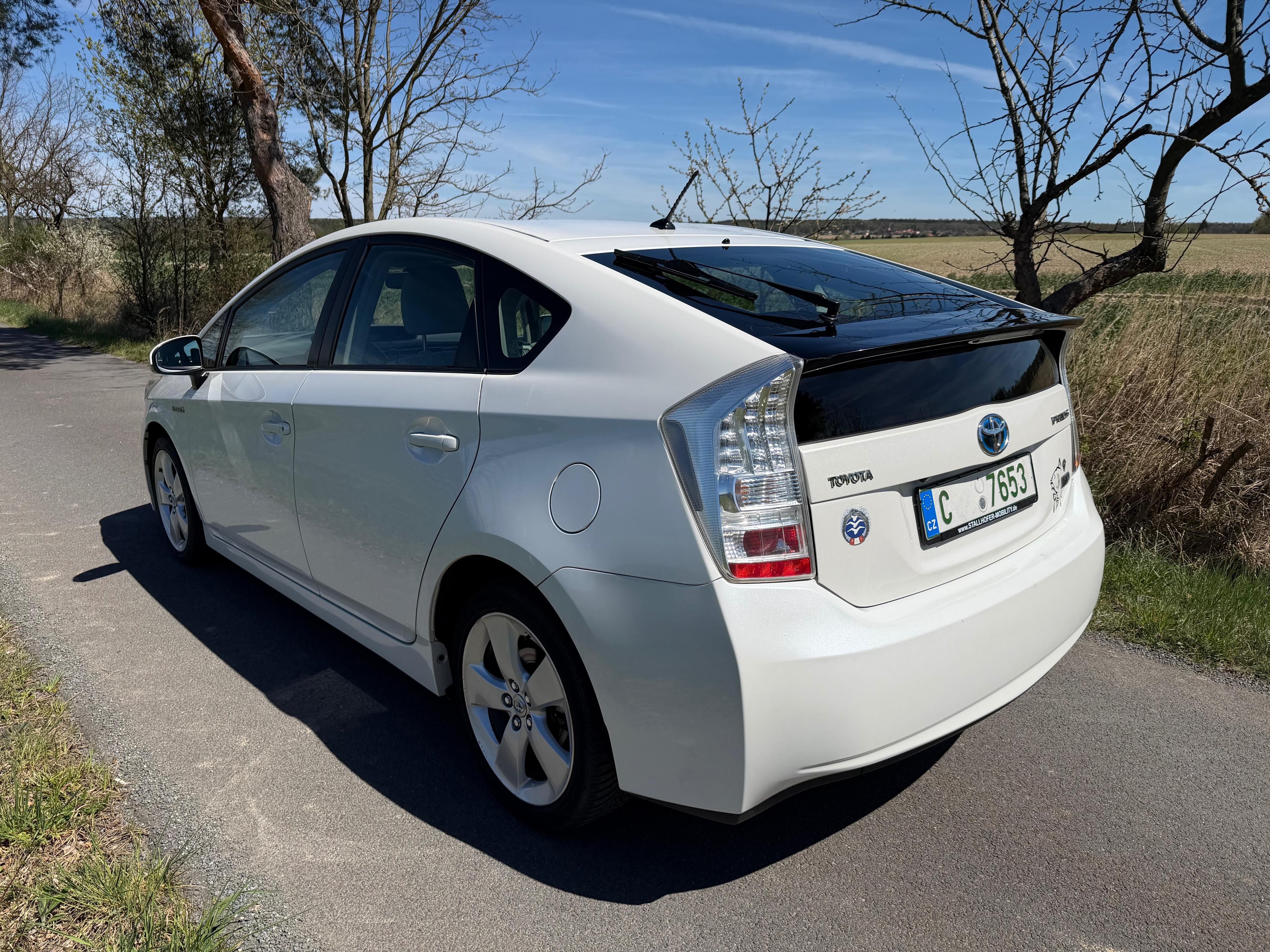 Toyota Prius, 1,8i/E 73kW HUP/KESSY/KAMERA - fotka 4