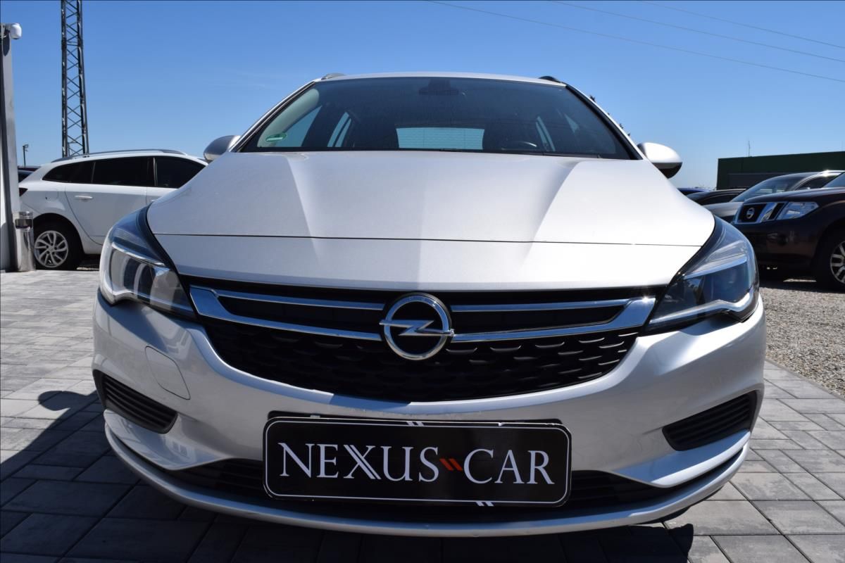 Opel Astra, 1,6 d 70KW PO ROZVODECH TOP! - fotka 2