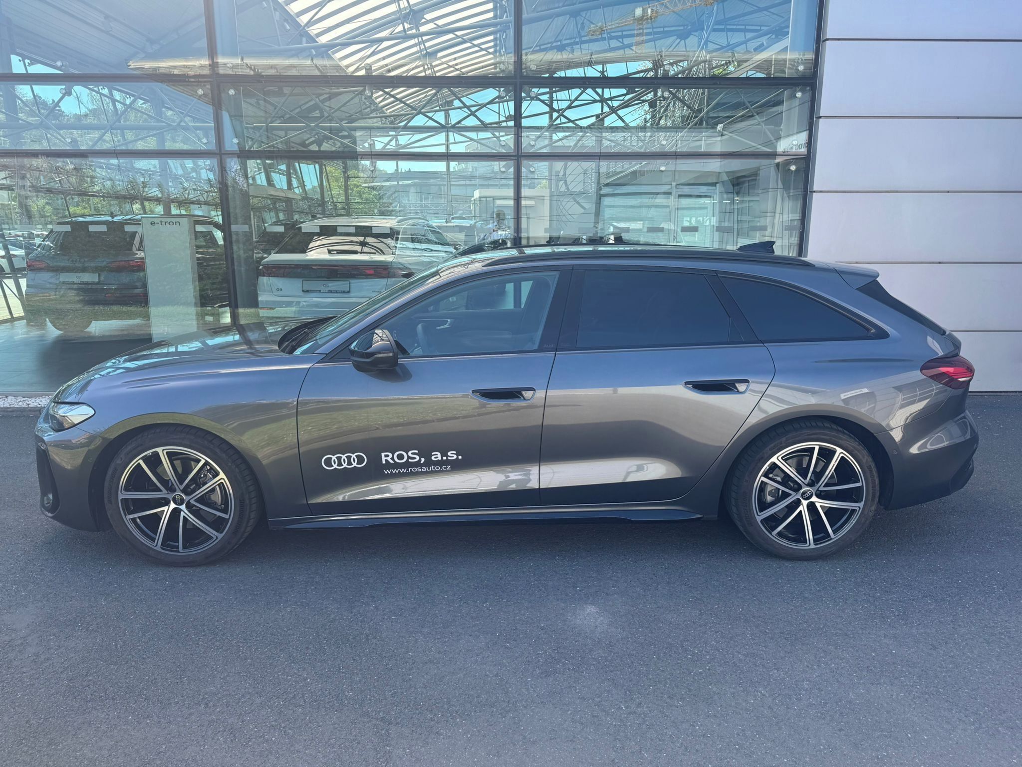 Audi A5, S-line TDI quattro 150kW - fotka 2