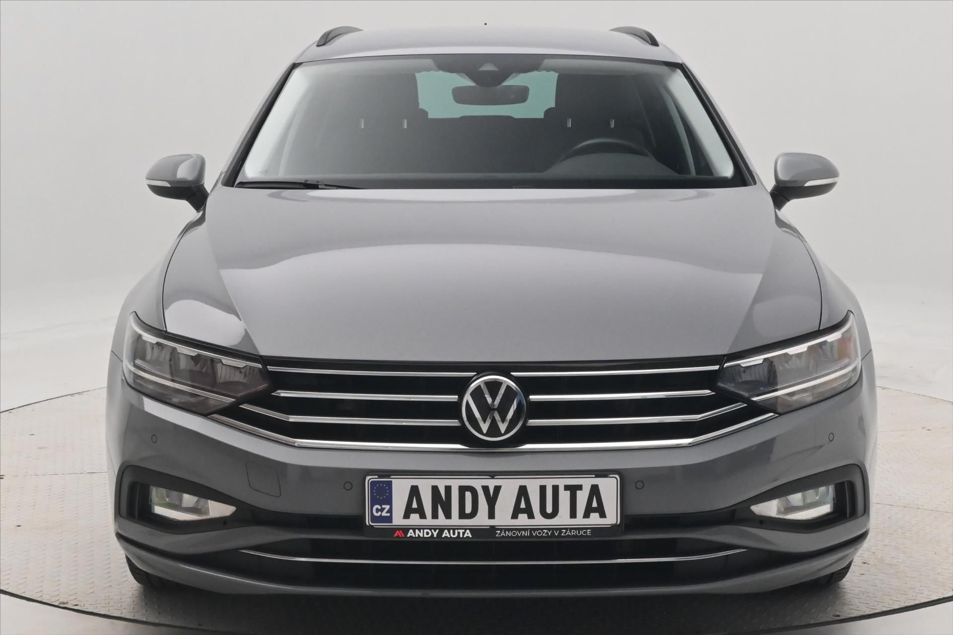 Volkswagen Passat, 2,0 - fotka 2