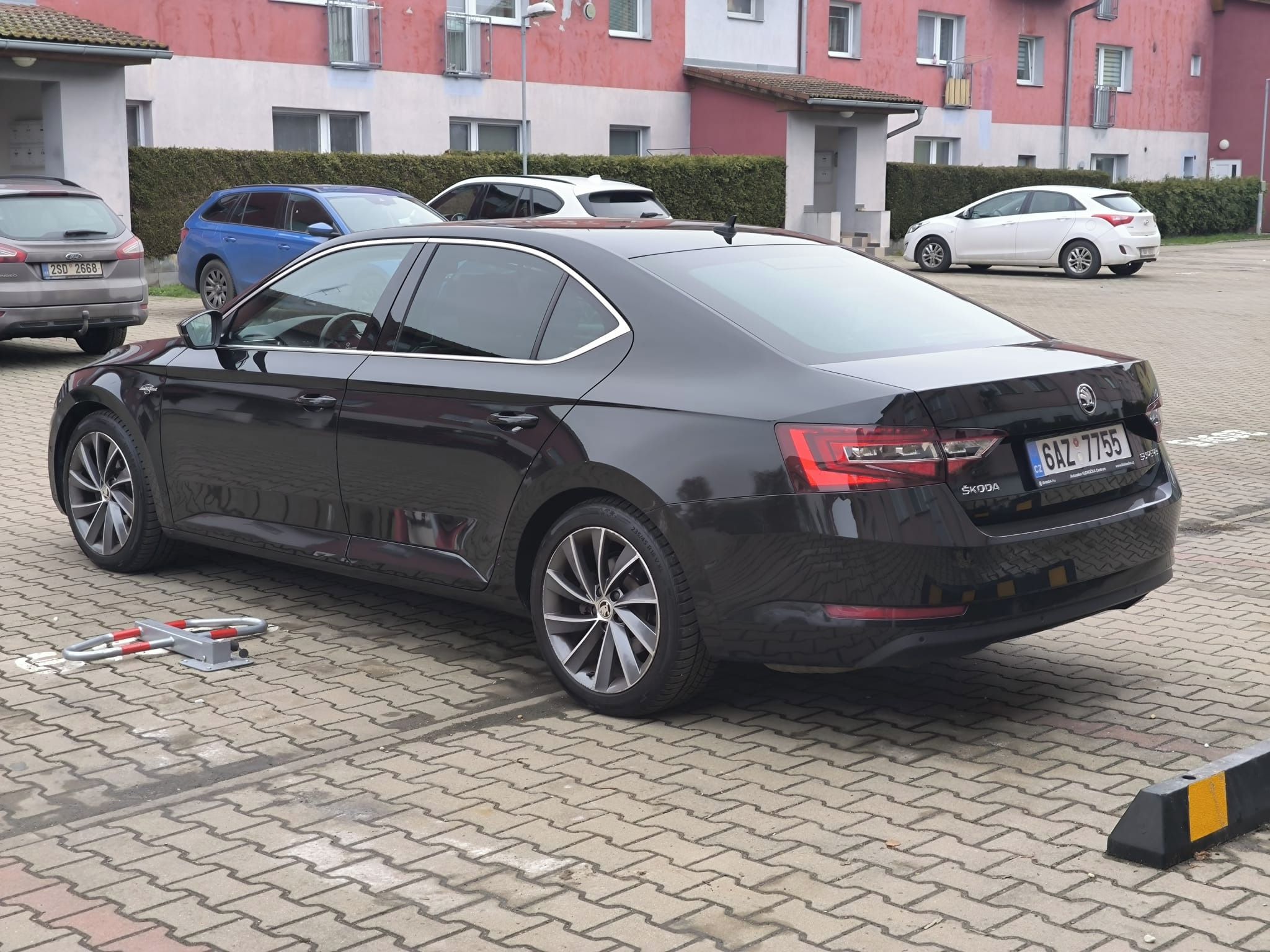 Škoda Superb, 2.0 TDI 140 KW 4X4 DSG L&K - fotka 5